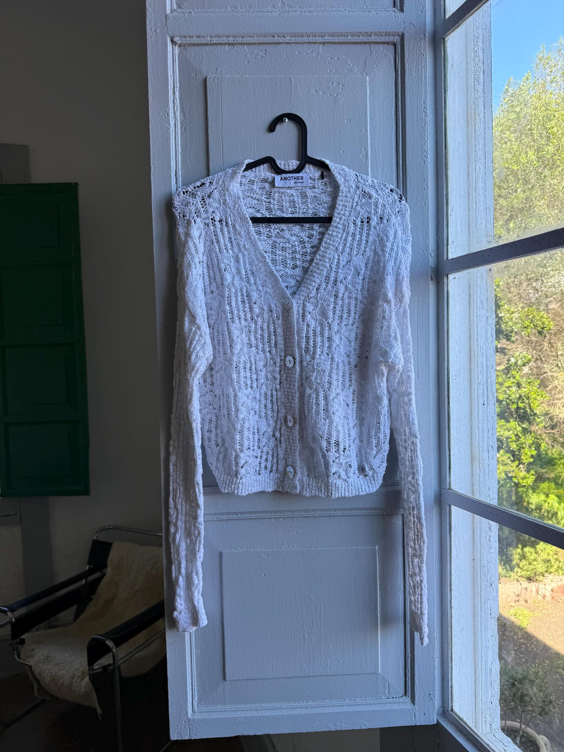Vintage White Knit Vest With Pearl Buttons — additional view 7
