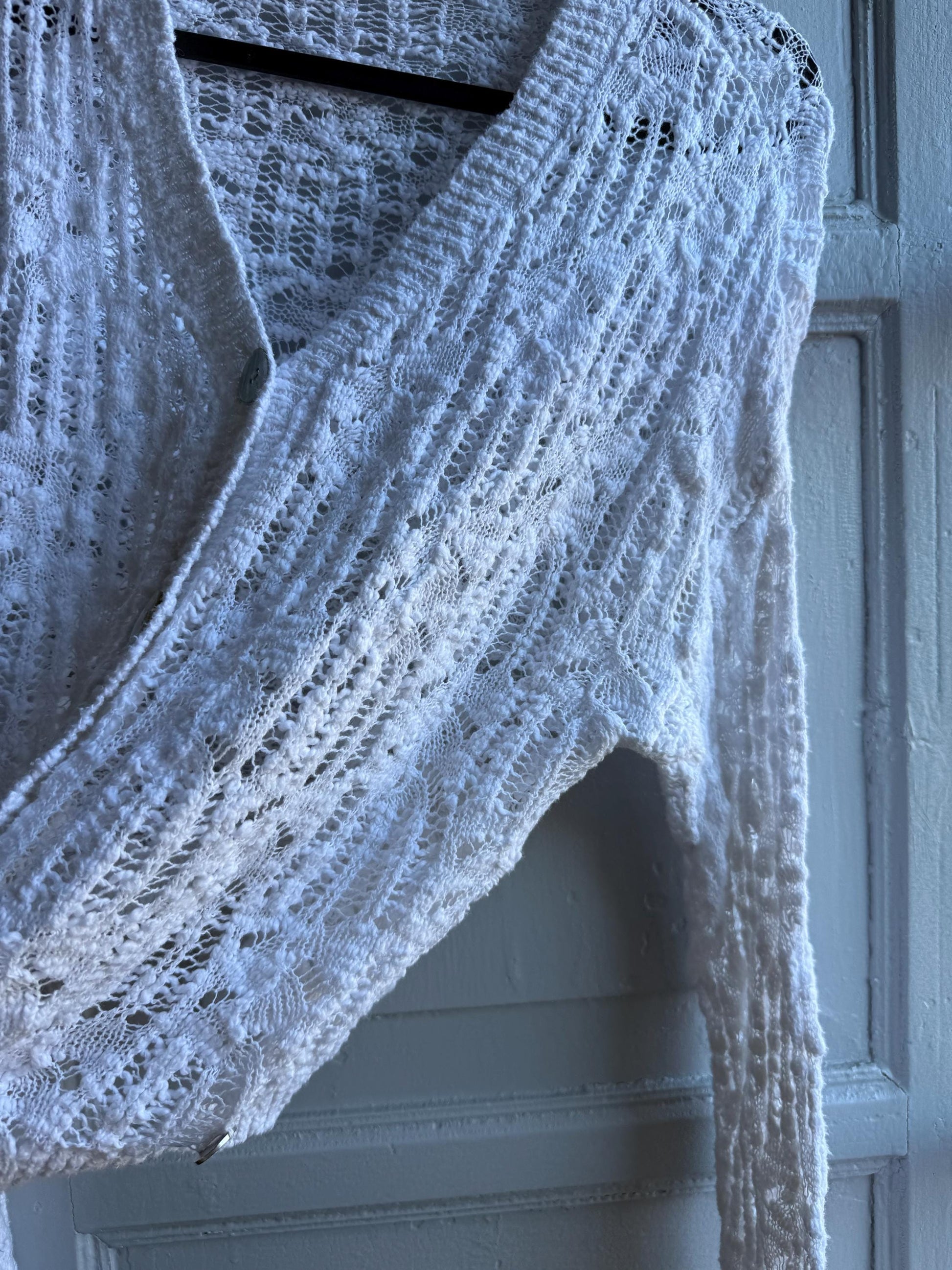 Vintage White Knit Vest With Pearl Buttons — additional view 11