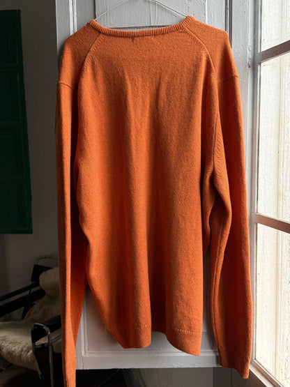 Vintage Orange Lambswool V-Neck Jumper — additional view 9