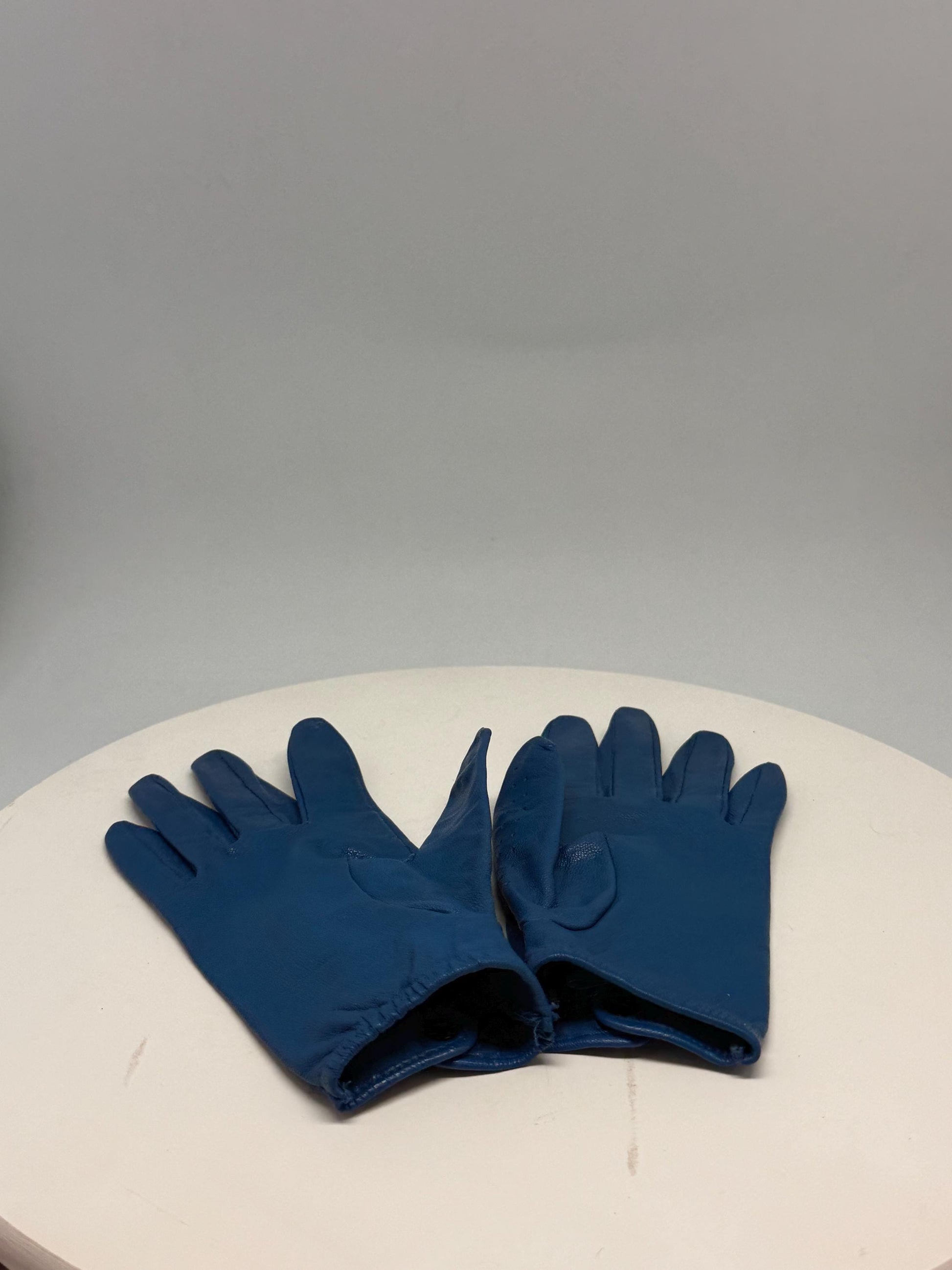 Vintage Blue Leather Driving Gloves — additional view 11