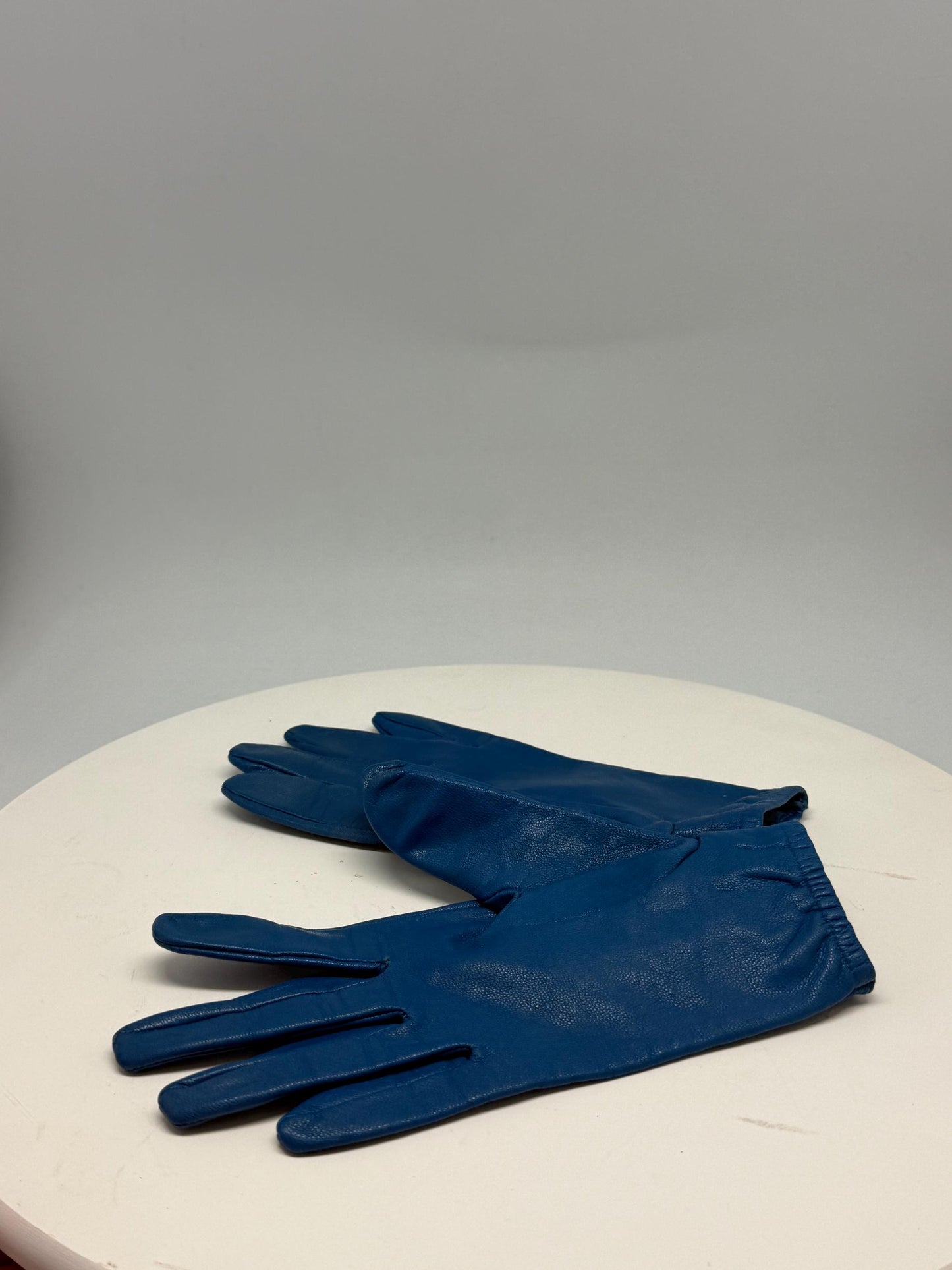 Vintage Blue Leather Driving Gloves — additional view 12