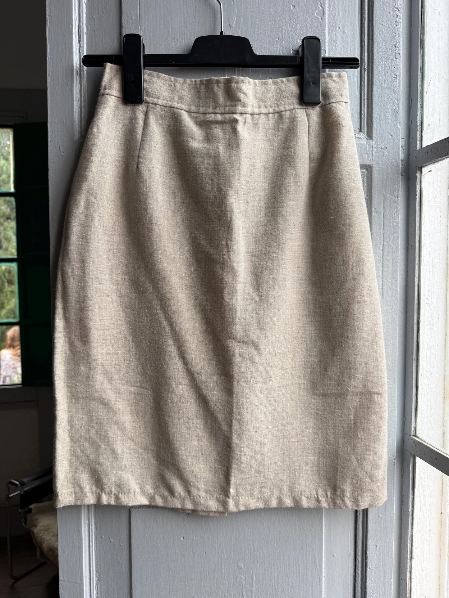 Beige High-Waisted Linen Pencil Skirt — detail