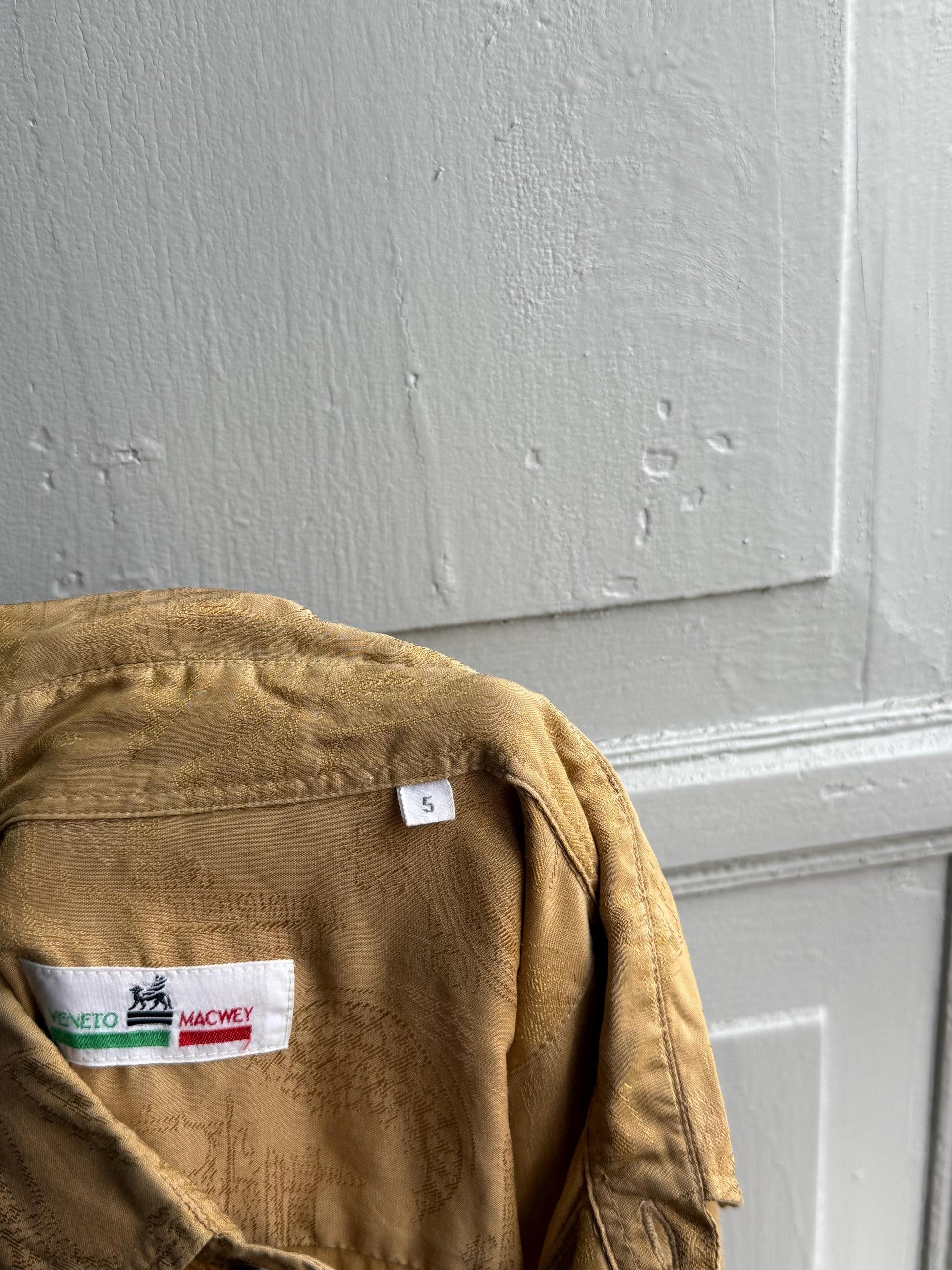 Vintage Veneto Macwey Drapey Fit Shirt — additional view 11
