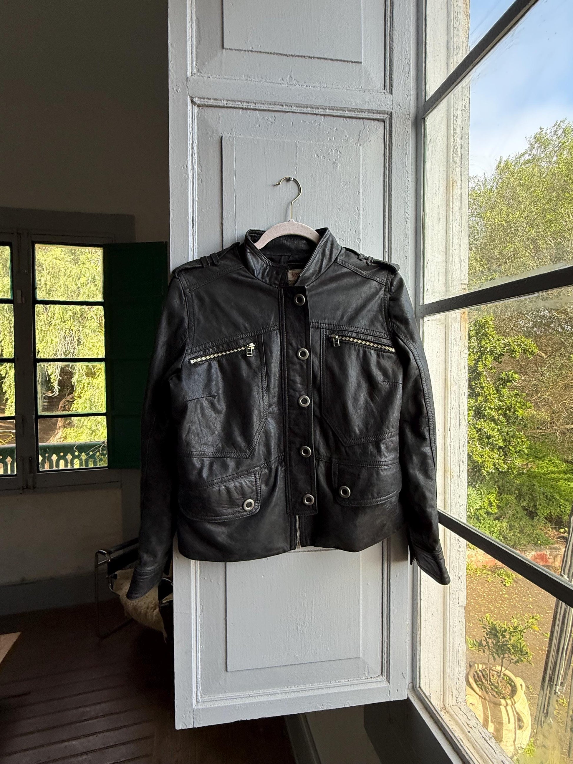 Vintage Black Leather Biker Jacket for Women — additional view 13