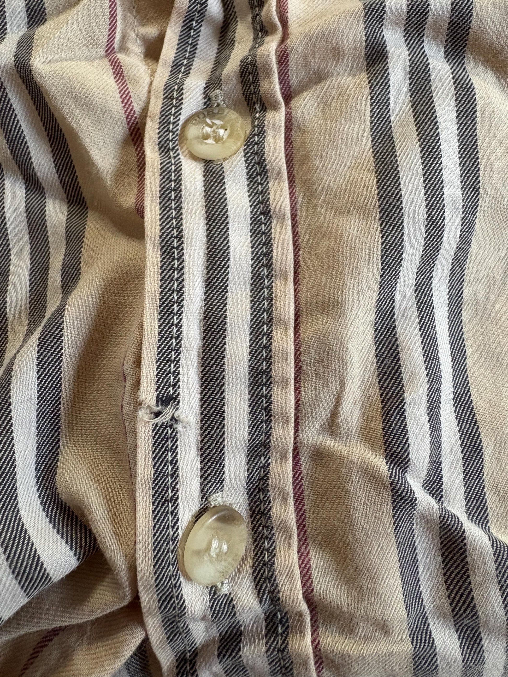 Burberry London kids button up shirt, cotton boy blouse, Size 3 year old.