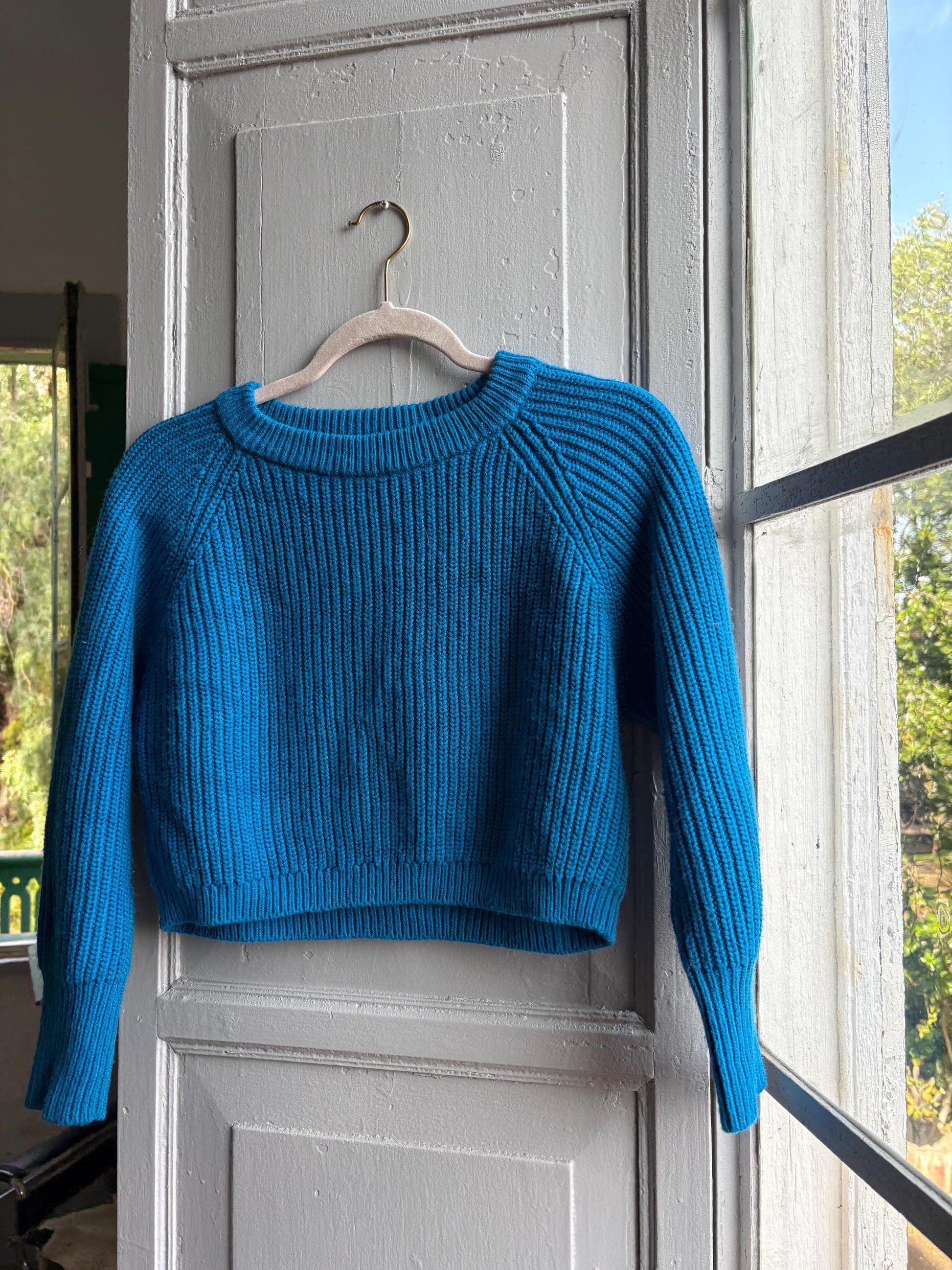 Vibrant Blue Cropped Ribbed Knit Jumper — additional view 6