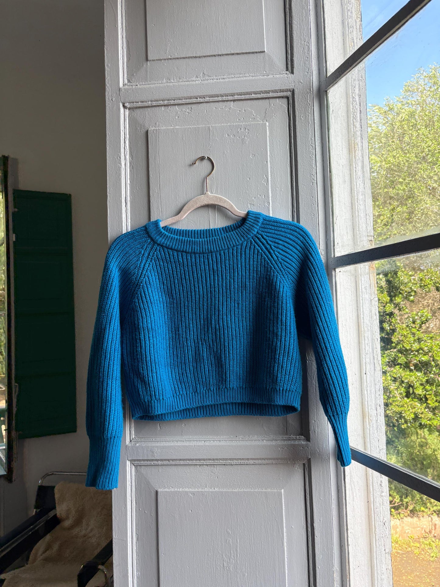 Vibrant Blue Cropped Ribbed Knit Jumper — additional view 8