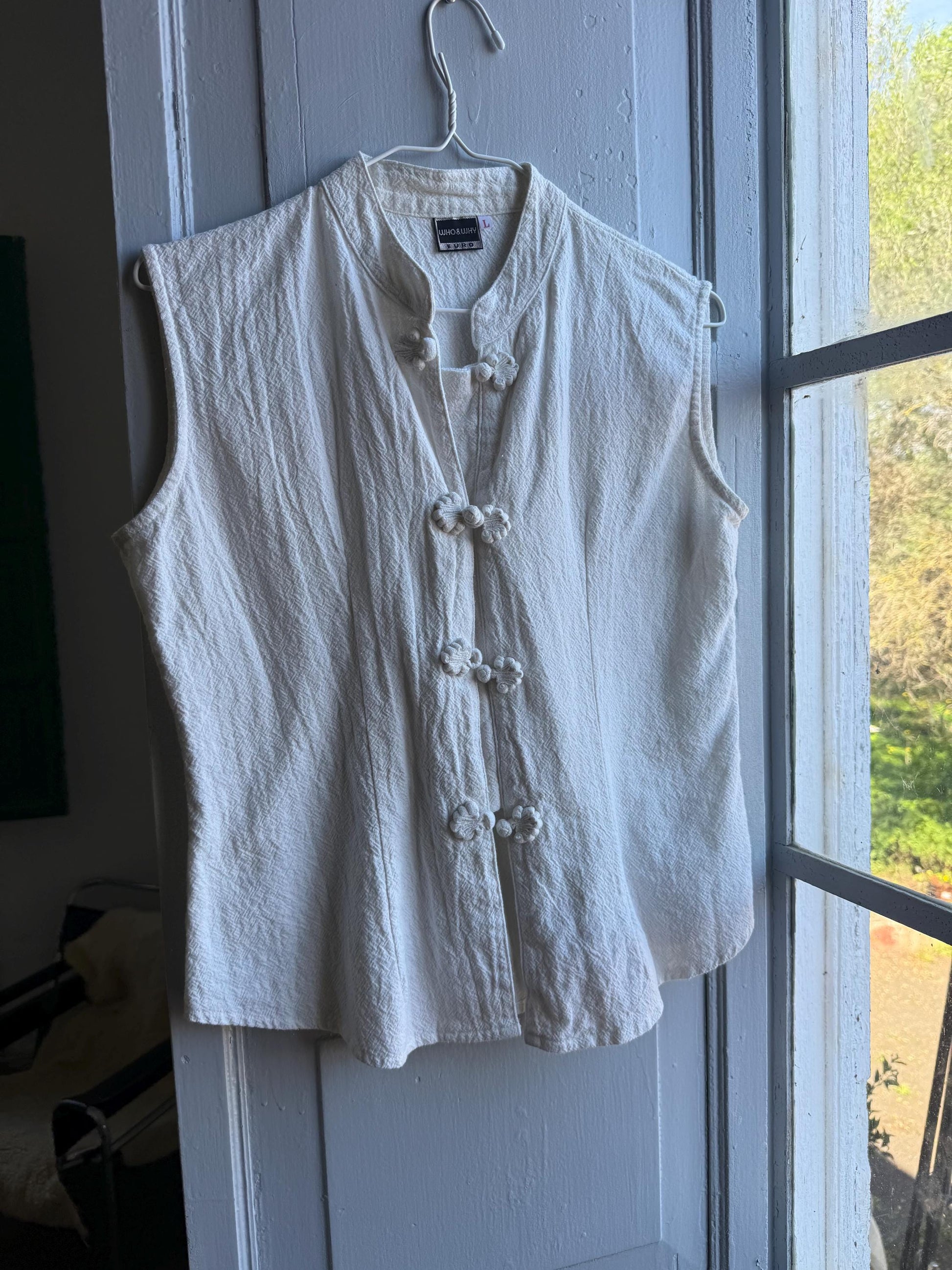 Vintage White Cotton Sleeveless Camisole — additional view 6