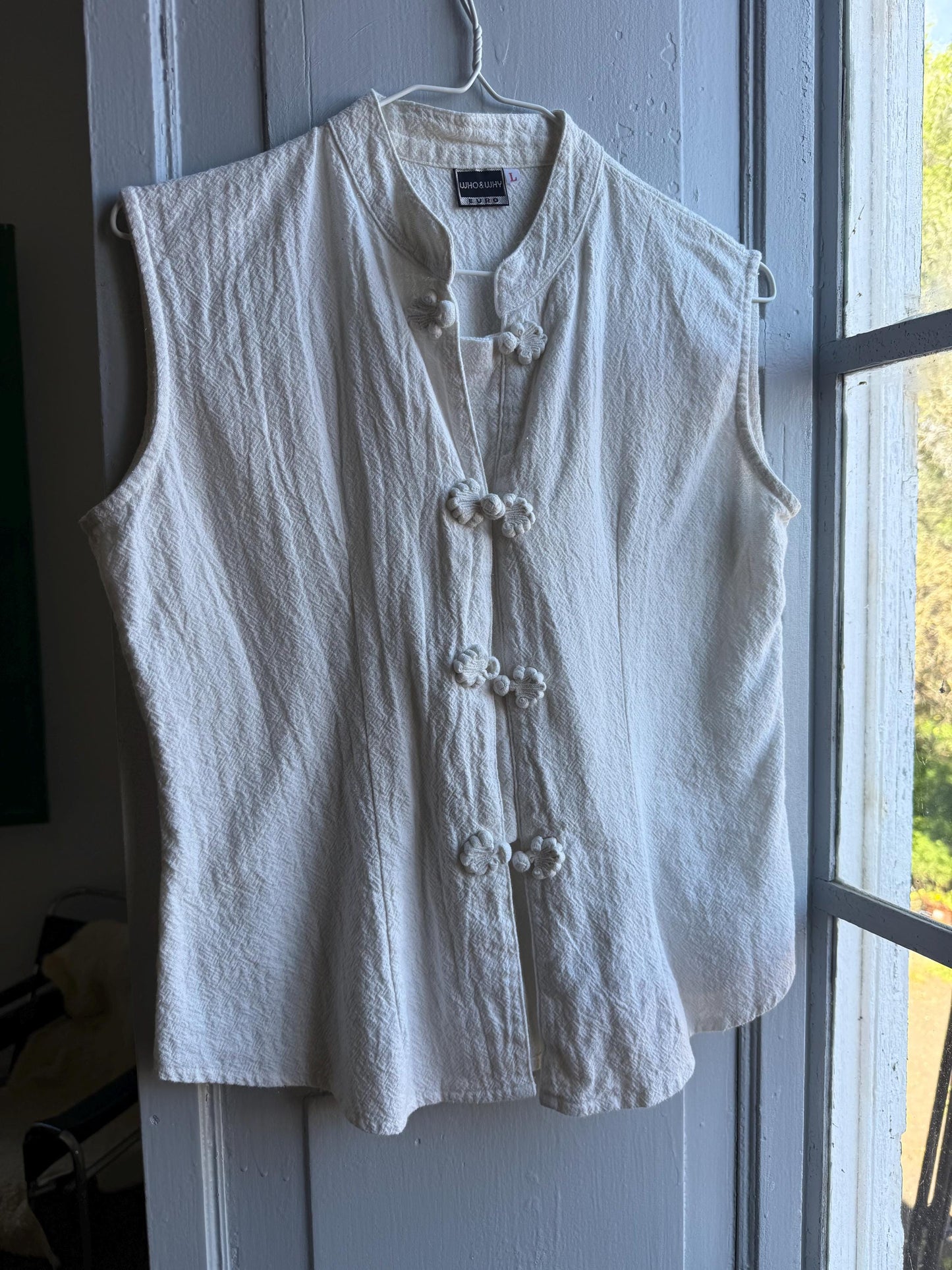 Vintage White Cotton Sleeveless Camisole — additional view 7