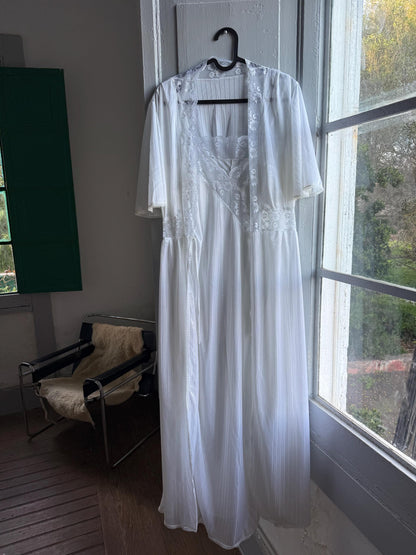 Vintage White Nightgown and Robe Set — back view