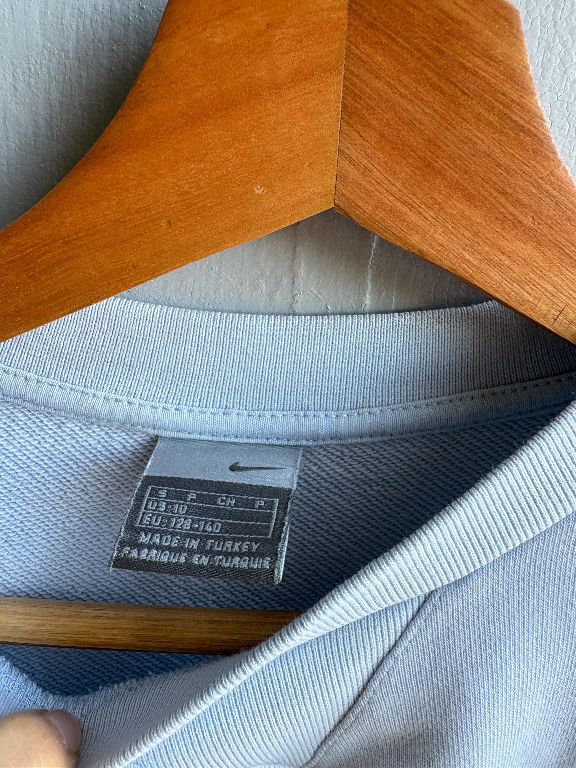 Vintage Light Blue Nike Kids Jumper — additional view 6