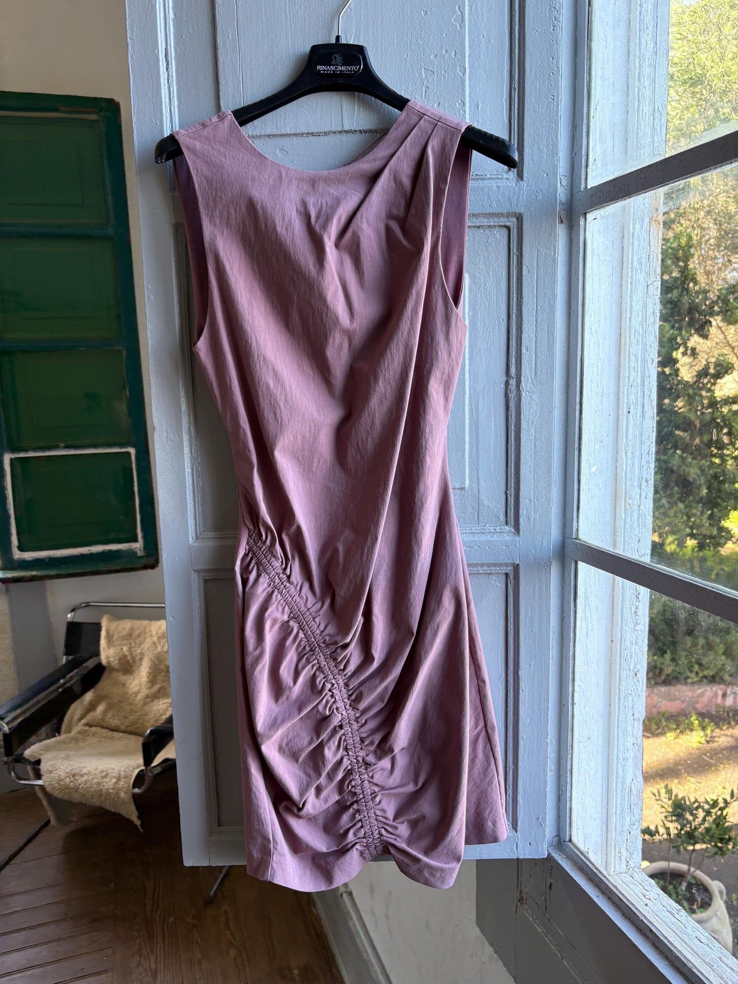 Dusty pink dress with deep open back, Sexy hourglass figure mini.
