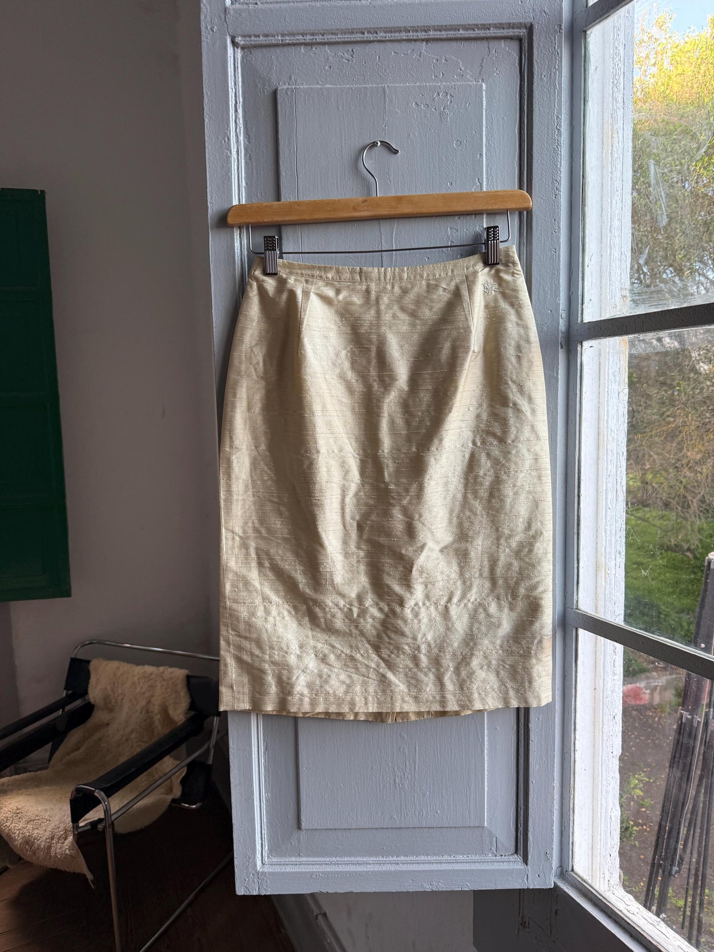 Vintage Burberry Silk Champagne Pencil Skirt — detail