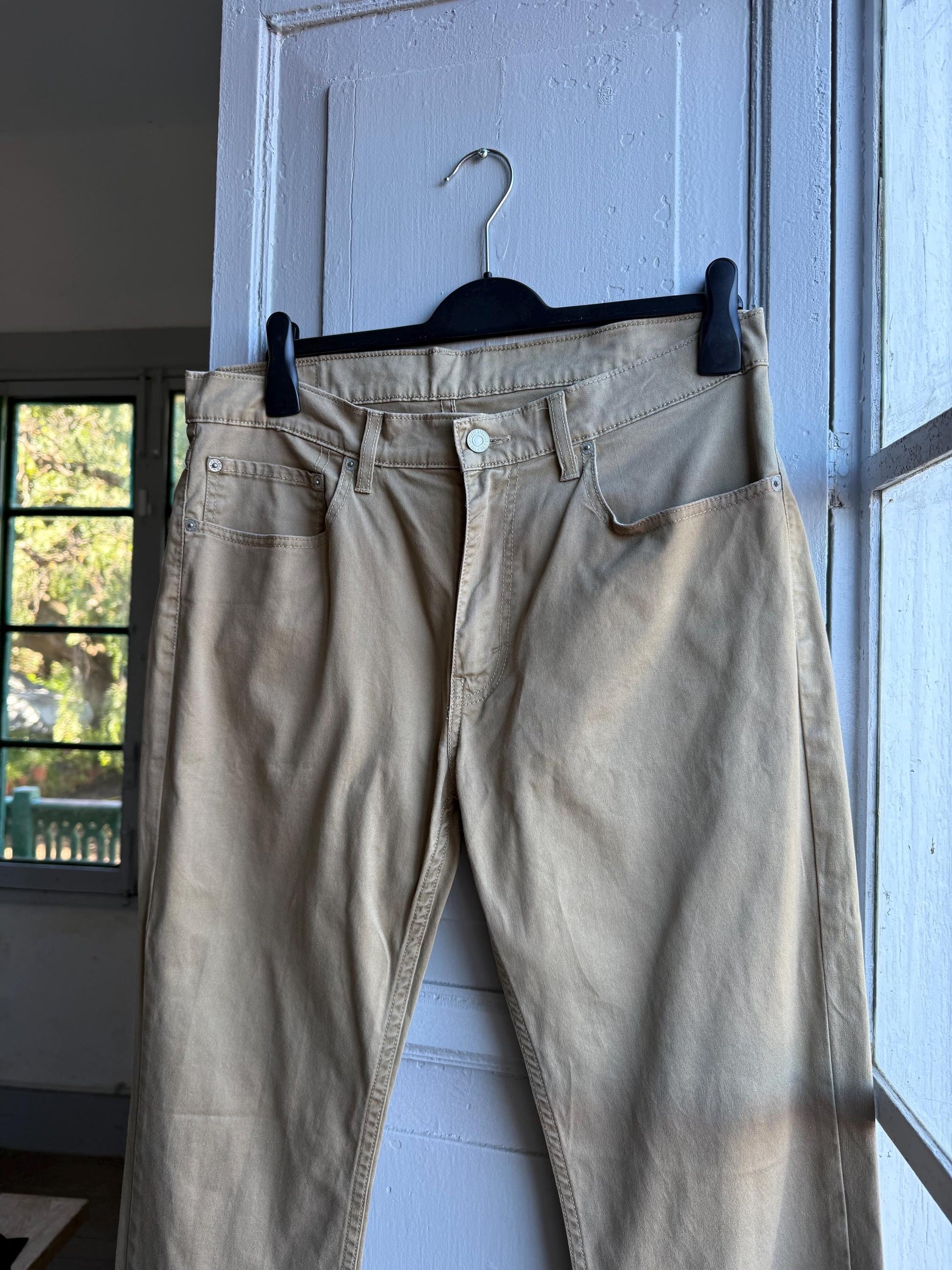 90s Levi’s White Tab Straight Leg Pants — additional view 12