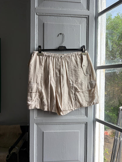 Vintage Beige Oatmeal Summer Shorts — fabric close-up