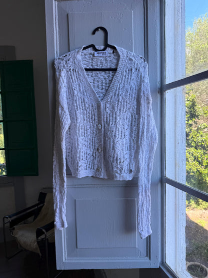 Vintage White Knit Vest With Pearl Buttons — additional view 15