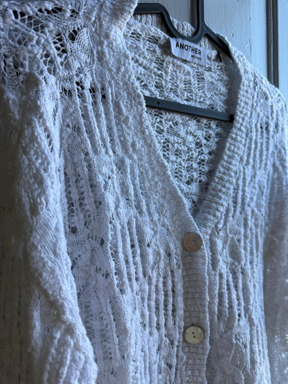 Vintage White Knit Vest With Pearl Buttons — additional view 13