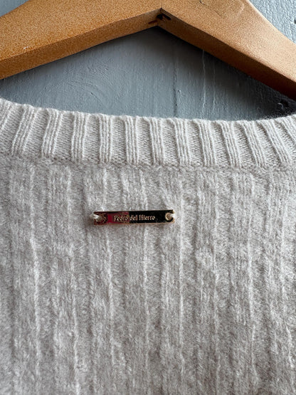 Off-White Cable Knit Wool Jumper for Girls — fabric close-up