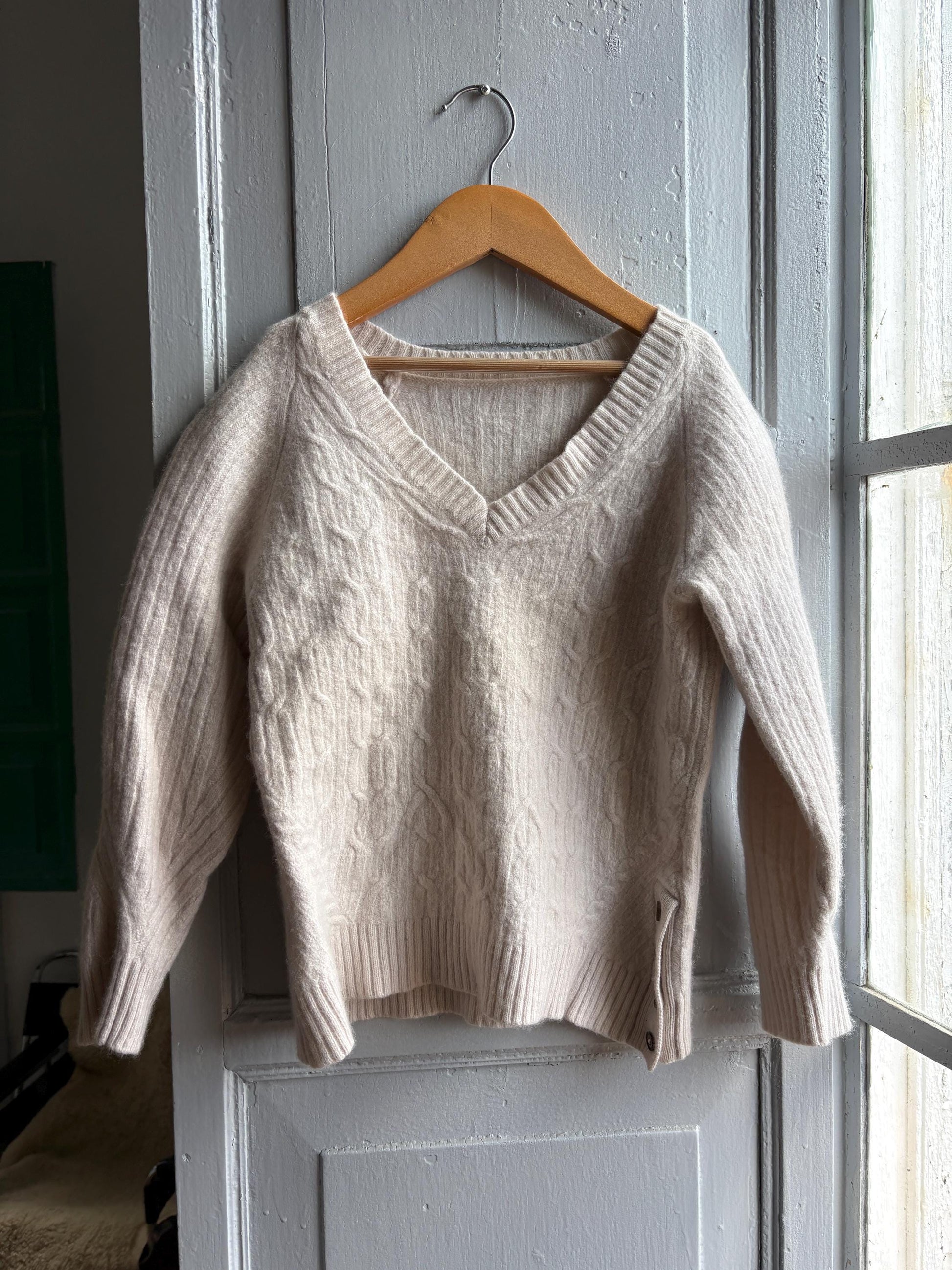 Off-White Cable Knit Wool Jumper for Girls — additional view 12