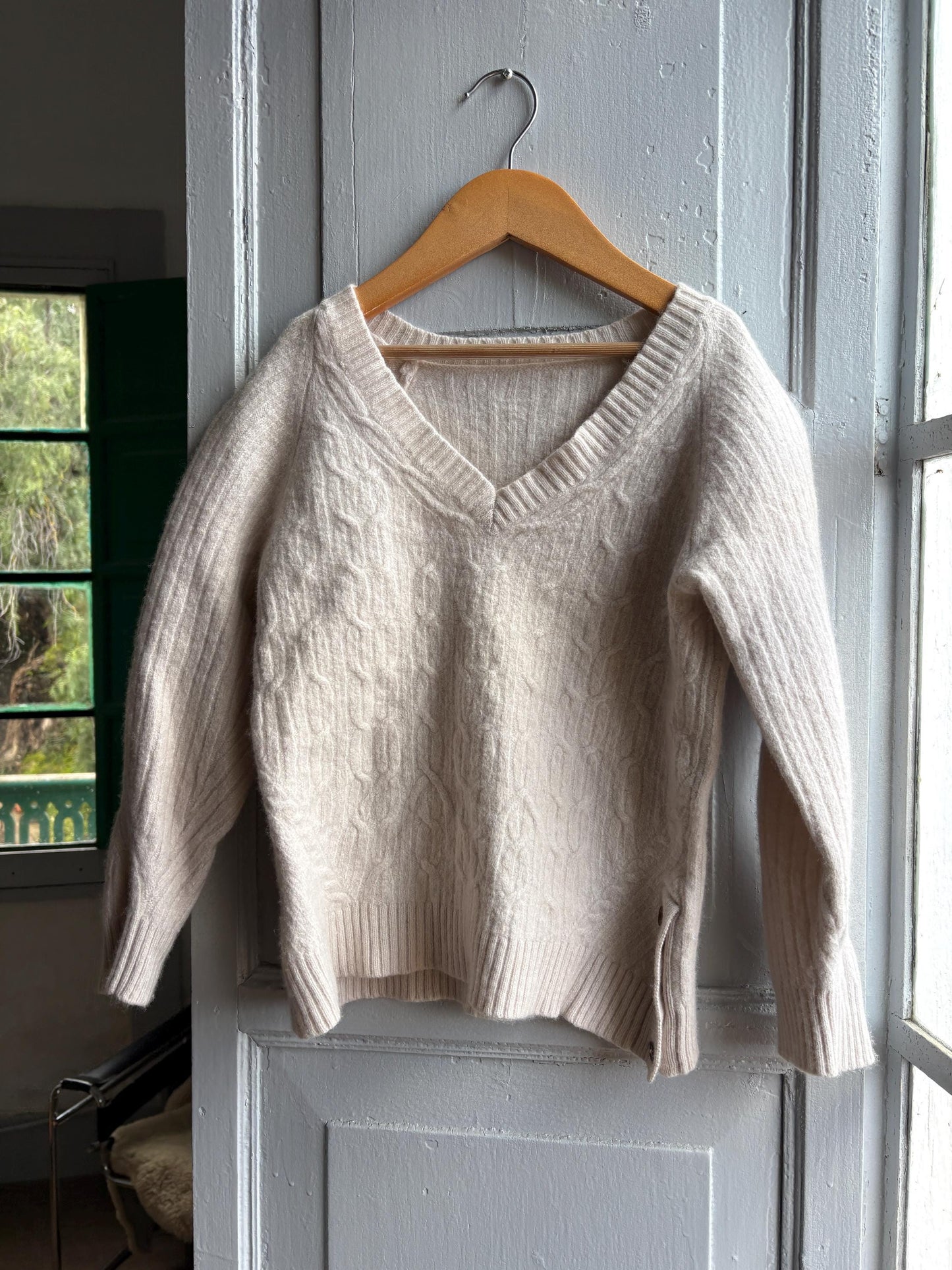 Off-White Cable Knit Wool Jumper for Girls — additional view 13