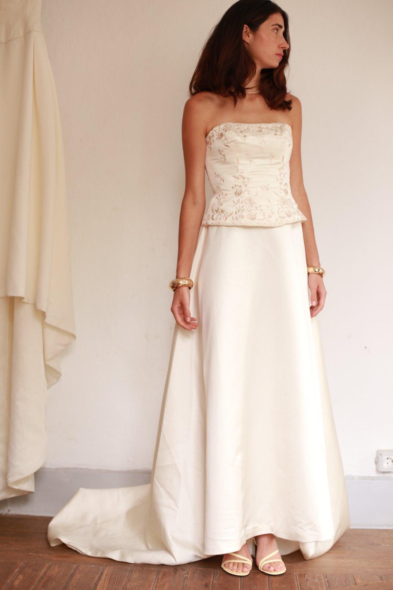 Pronovias White Floral Embroidered Wedding Gown — additional view 8