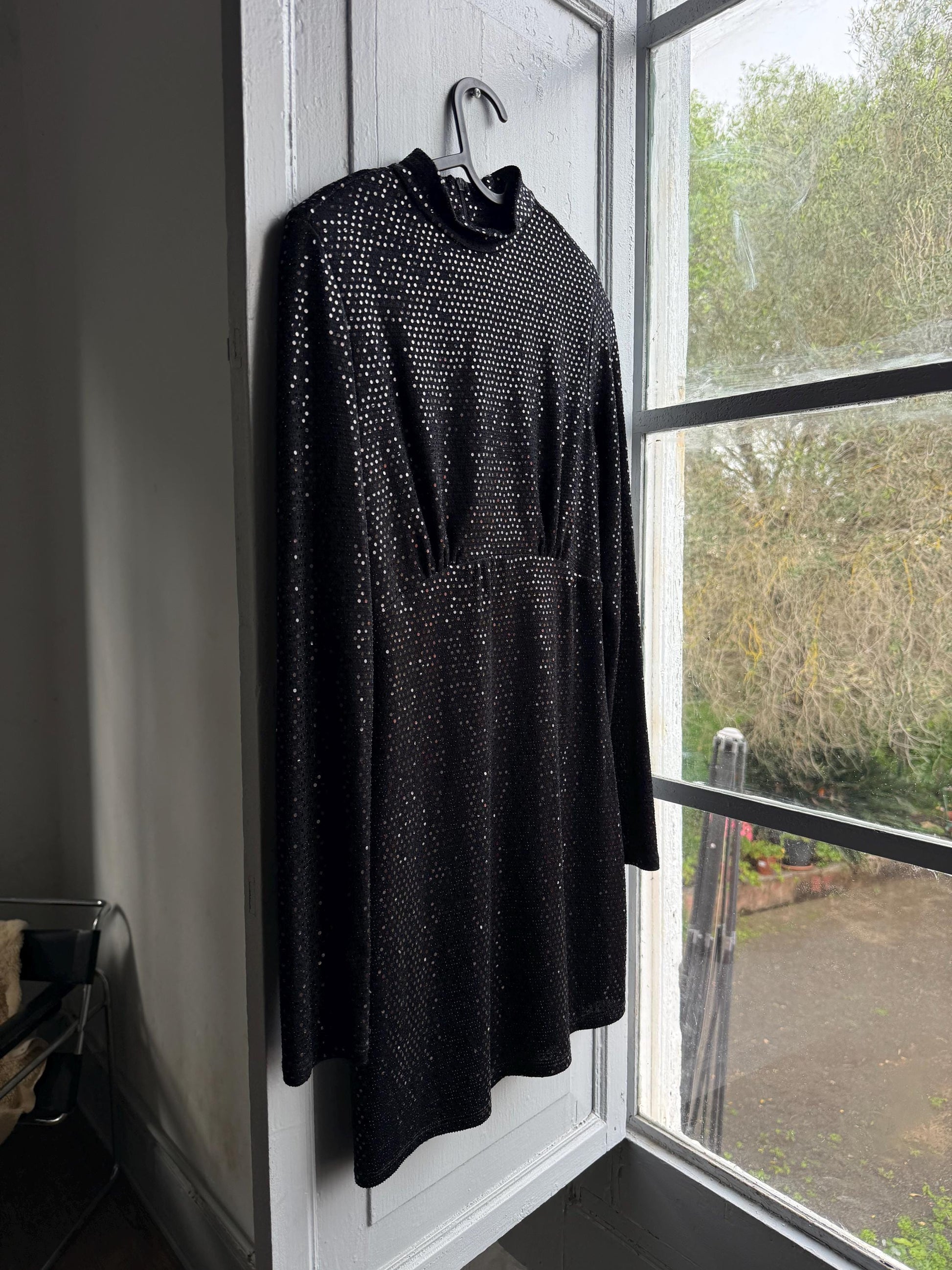 Simple black sparkly mini dress, fitted silhouette, New years eve outfit, Date night out, XXS