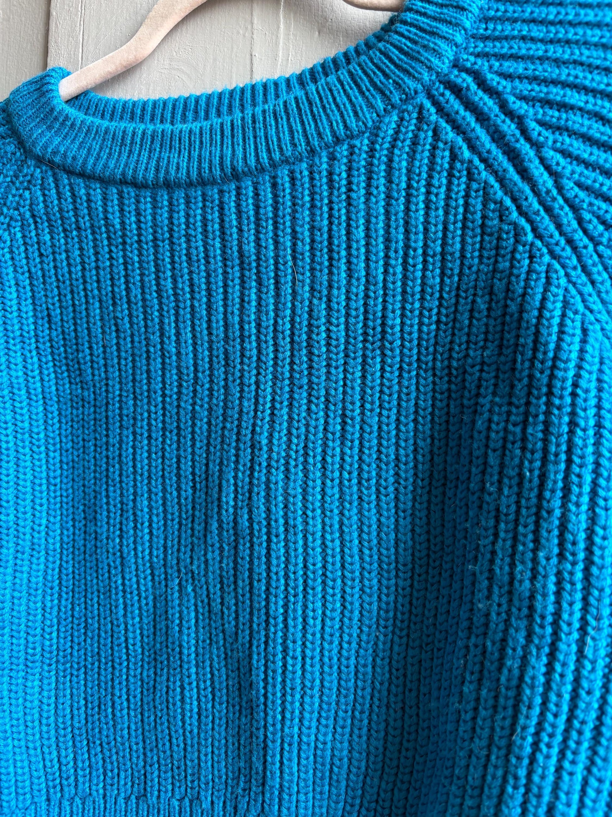 Vibrant Blue Cropped Ribbed Knit Jumper — additional view 11