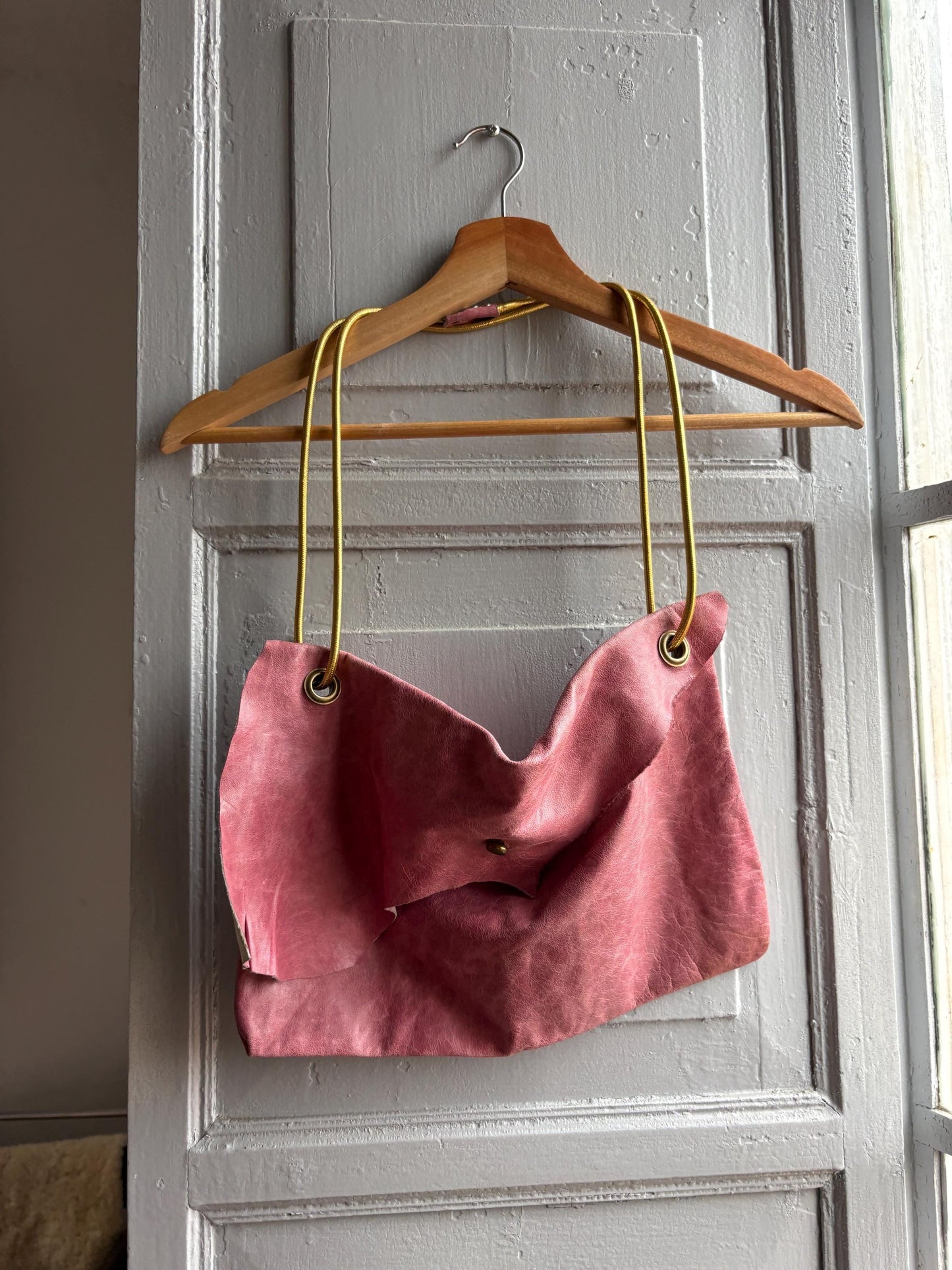 Vintage Pink Slouchy Handbag with Gold Strap