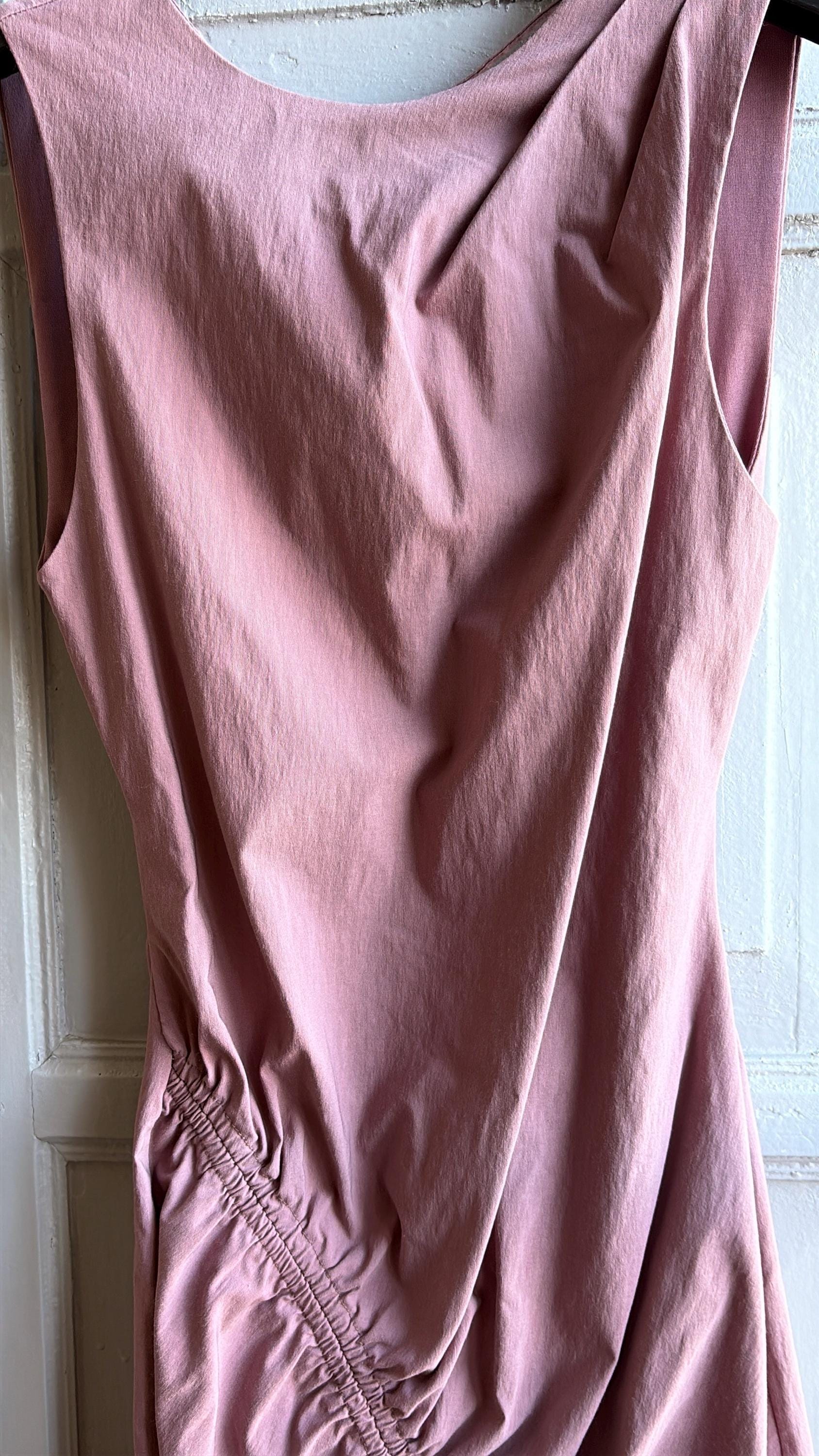 Dusty pink dress with deep open back, Sexy hourglass figure mini.