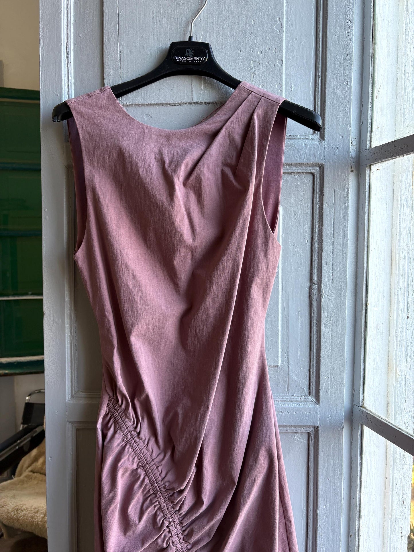 Dusty pink dress with deep open back, Sexy hourglass figure mini.