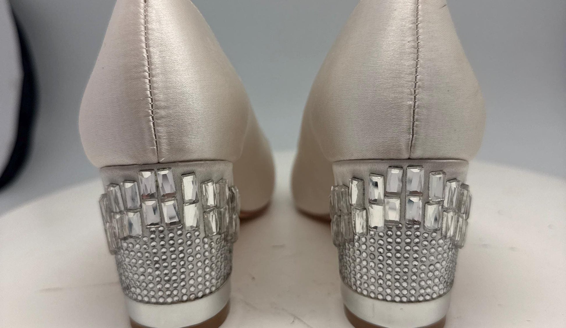 Ivory satin wedding shoes, White Size 36 wedding heels with Low Block Heel, Boho Bride Shoes