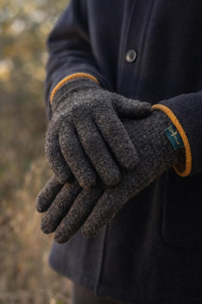 Dark Grey Wool Gloves With Rabbit Silk Blend