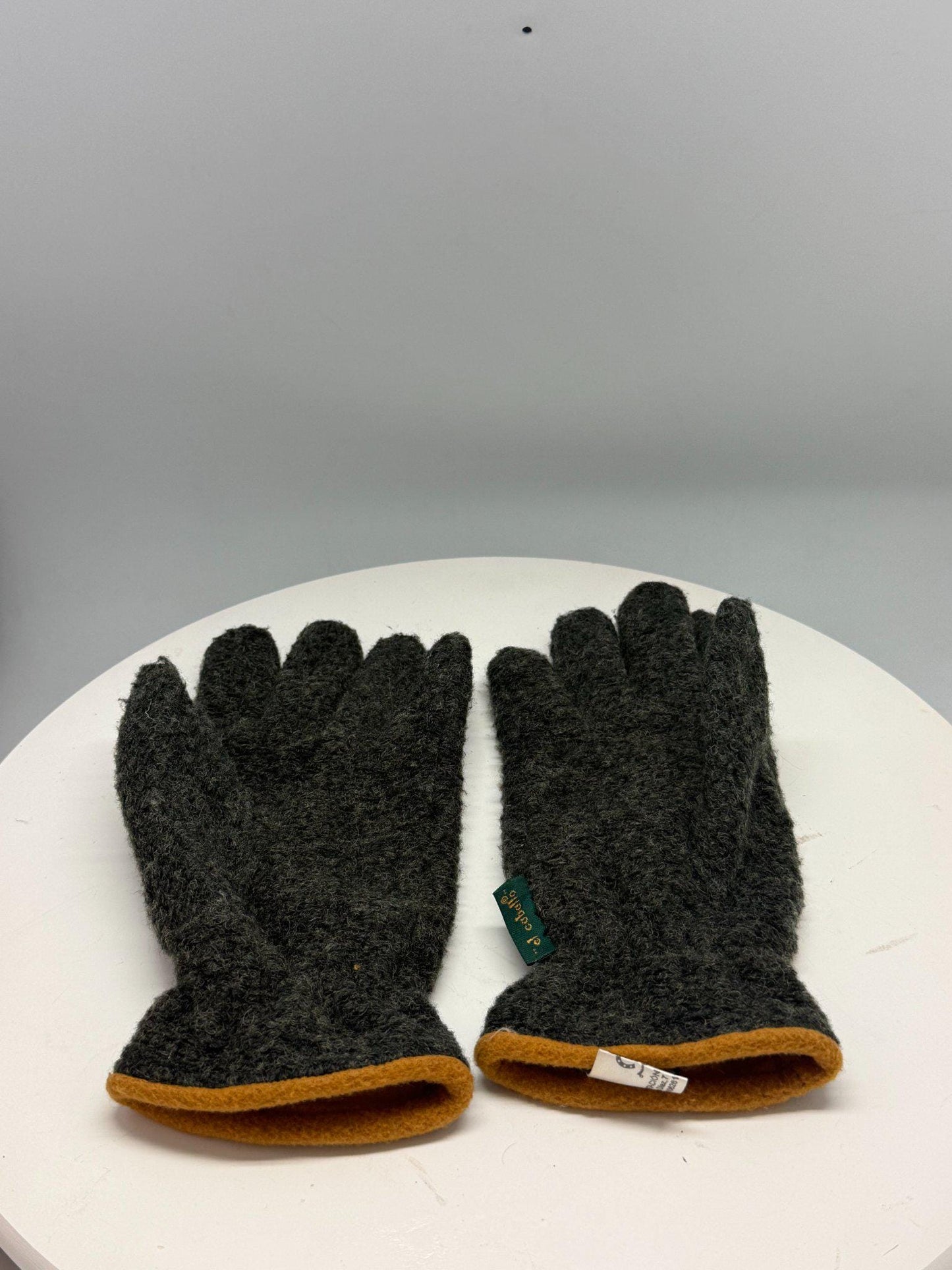 Dark Grey Wool Gloves With Rabbit Silk Blend — back view