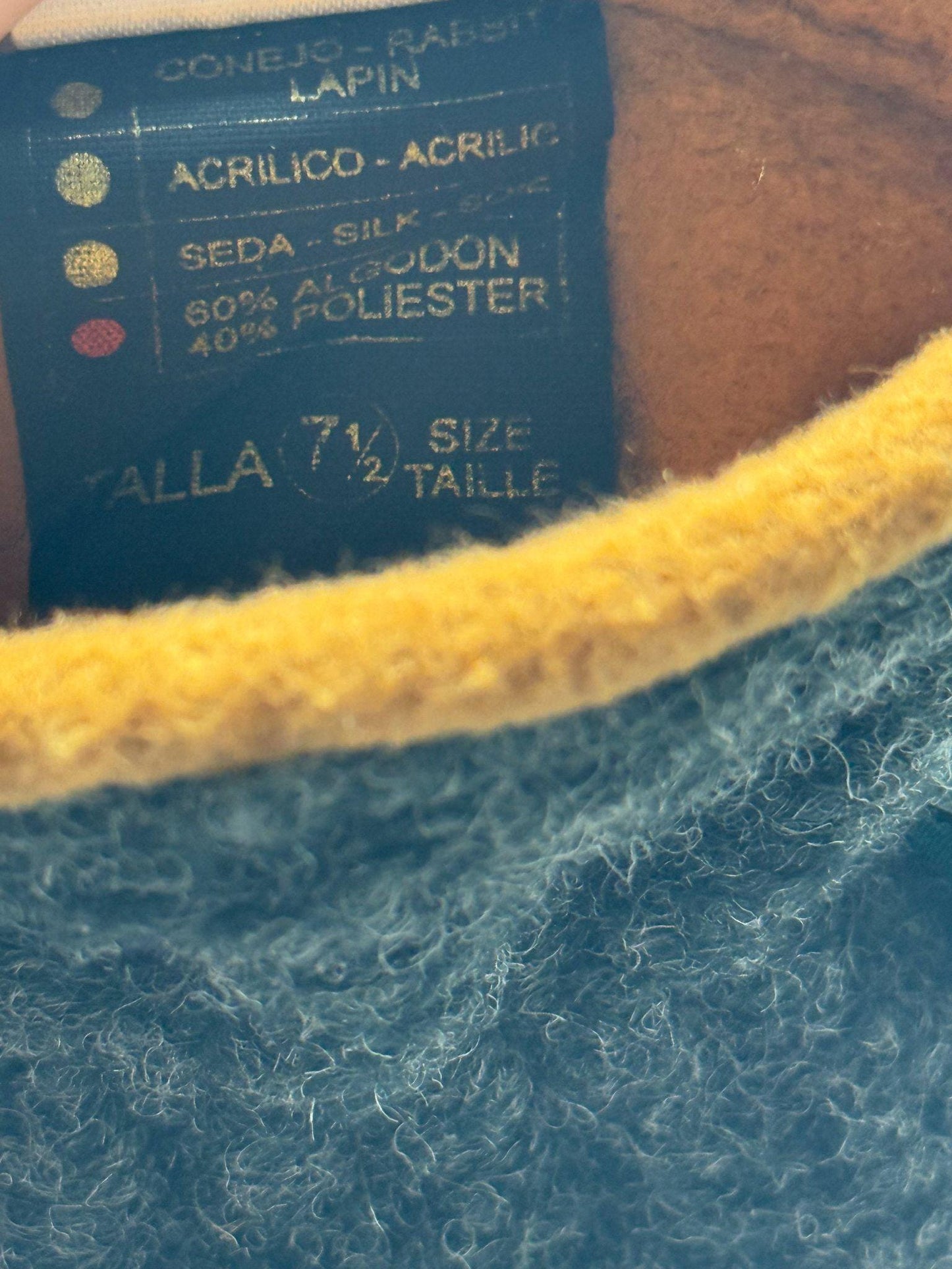 Dark Grey Wool Gloves With Rabbit Silk Blend — additional view 7