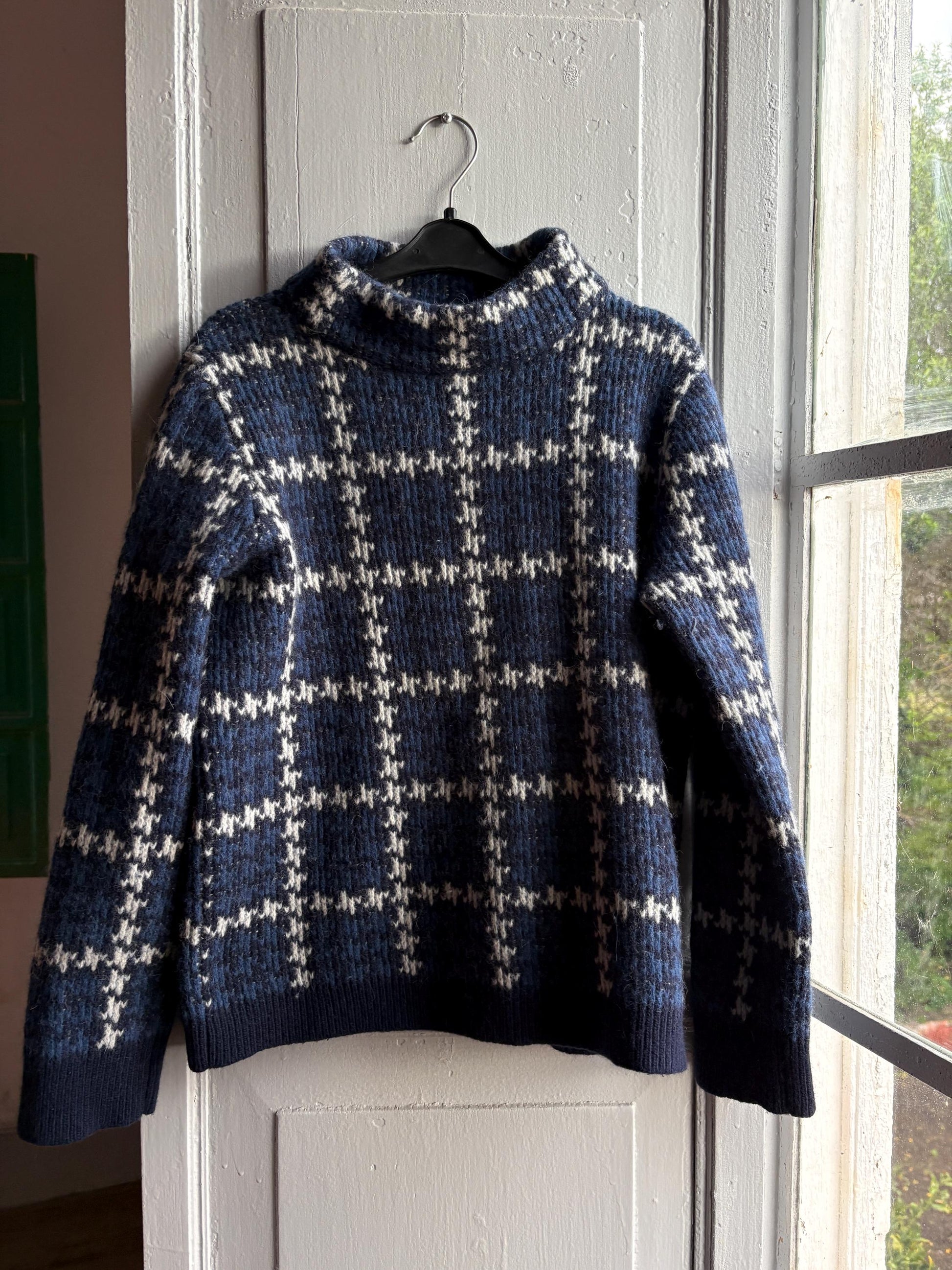 Vintage Gant Blue Checkered Wool Jumper — additional view 9