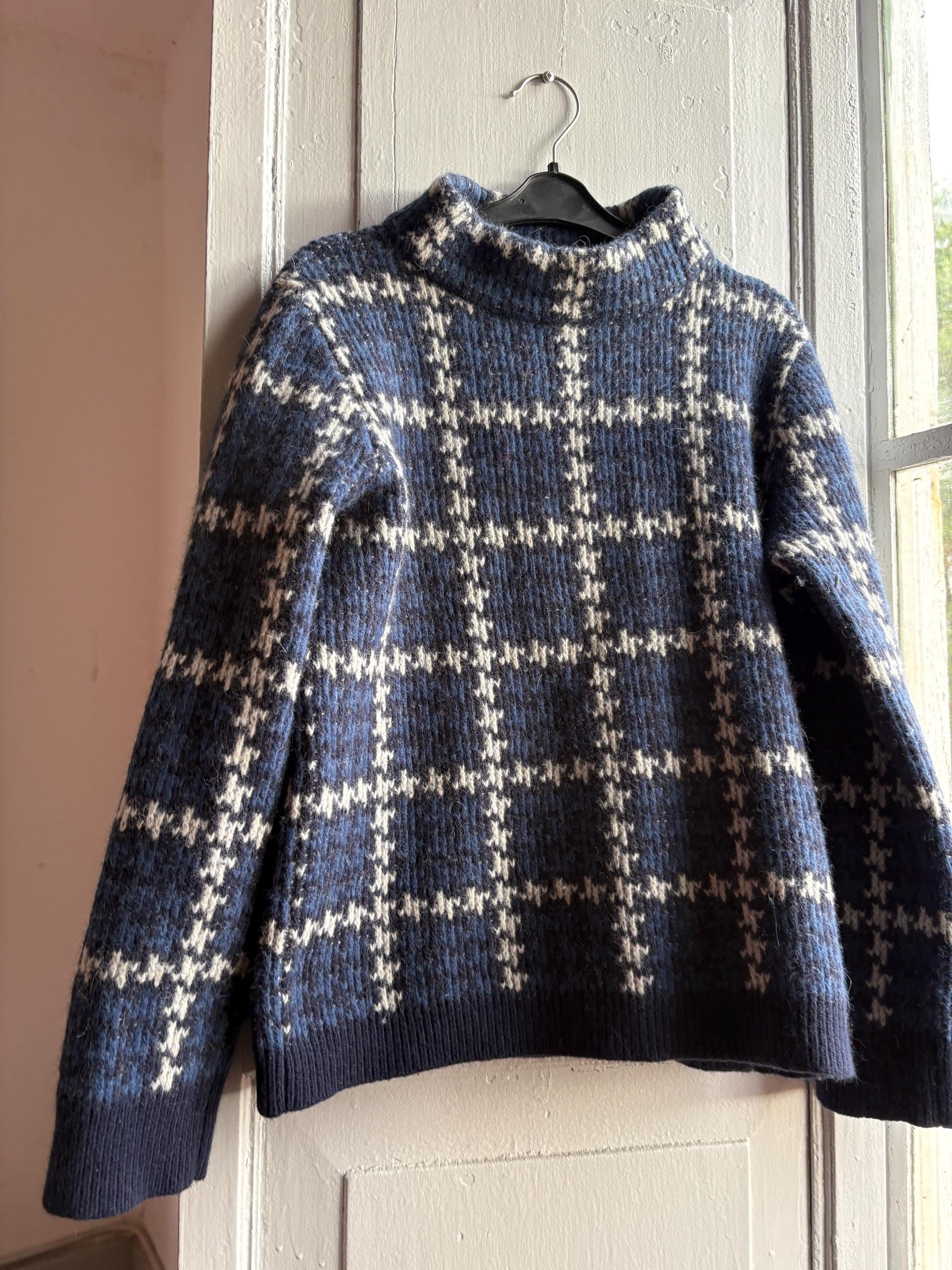 Vintage Gant Blue Checkered Wool Jumper — additional view 11