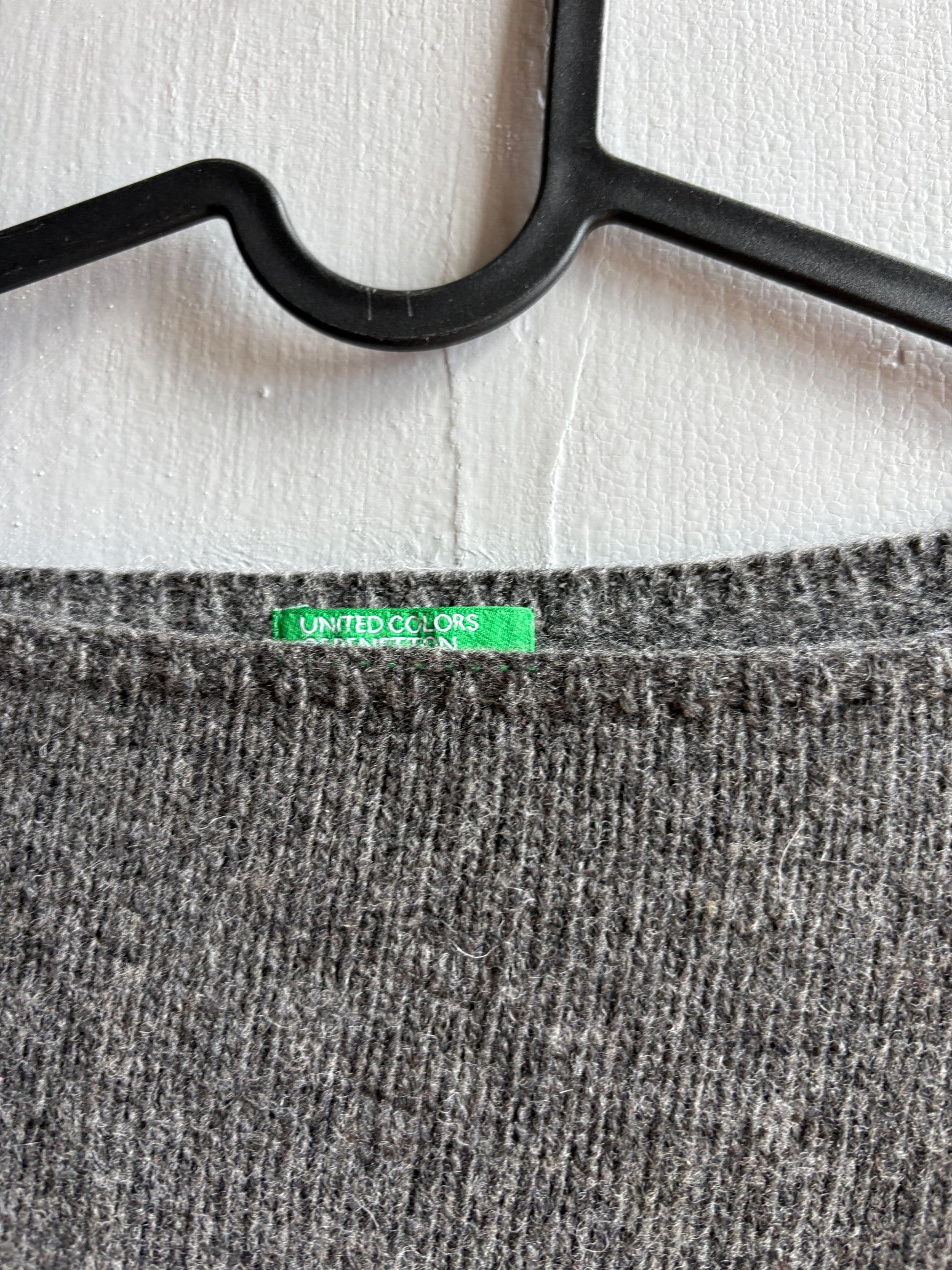 Dark Grey Wool Sweater With Ribbed Cuffs — fabric close-up