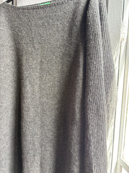 Dark Grey Wool Sweater With Ribbed Cuffs — additional view 7
