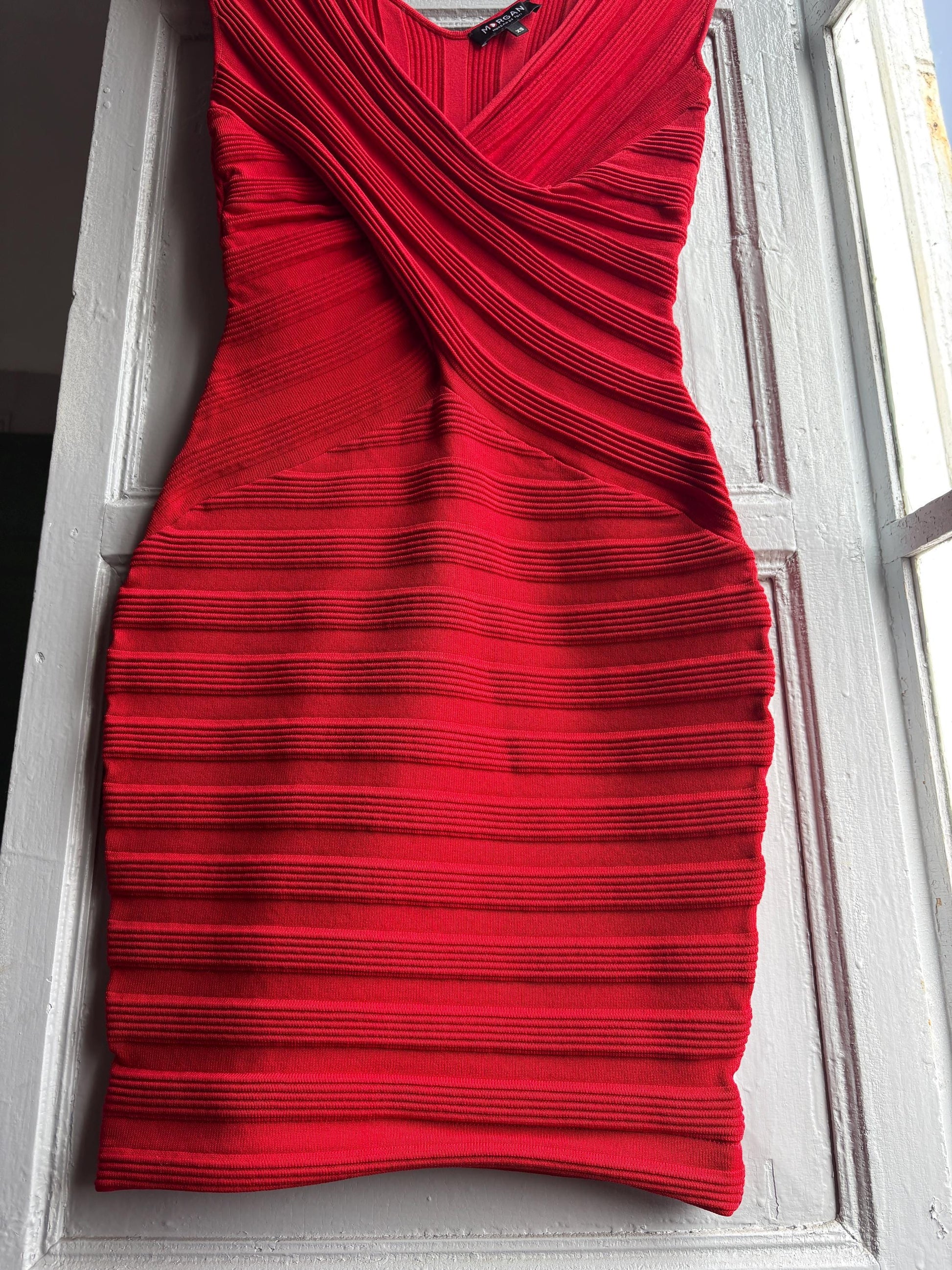 Sexy red bodycon dress, hourglass figure fit, Date night outfit, Valentines dress, XS