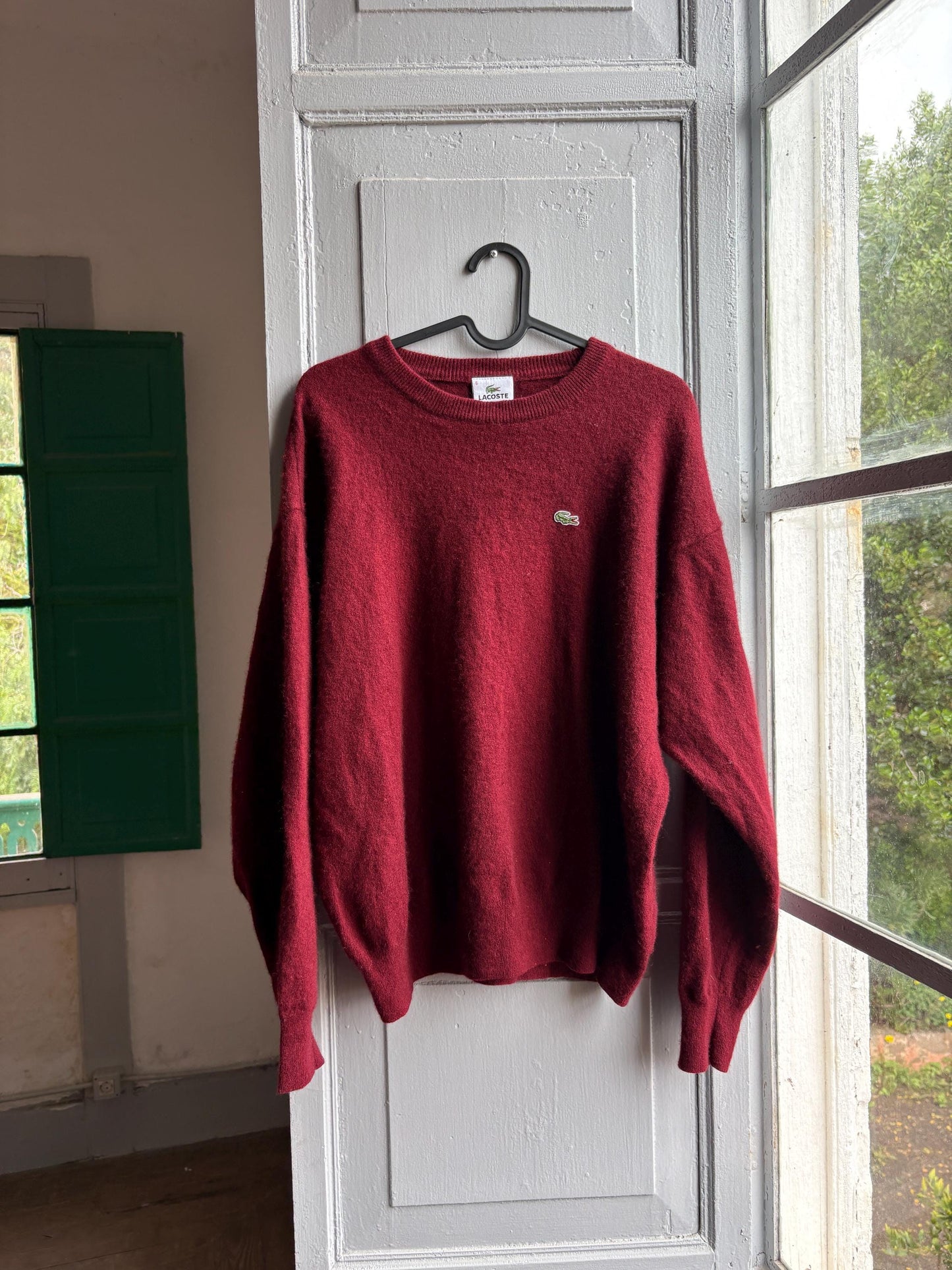 Vintage Burgundy Lambswool Crew Neck Pullover — fabric close-up