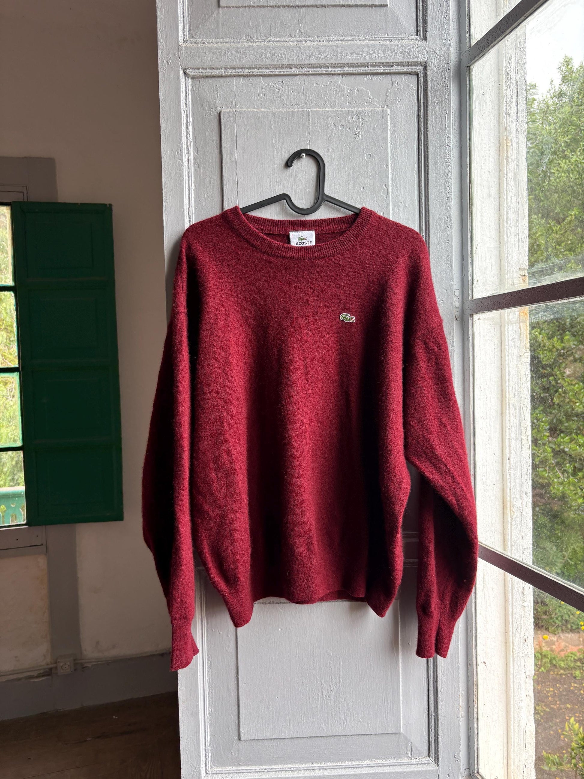 Vintage Burgundy Lambswool Crew Neck Pullover — fabric close-up