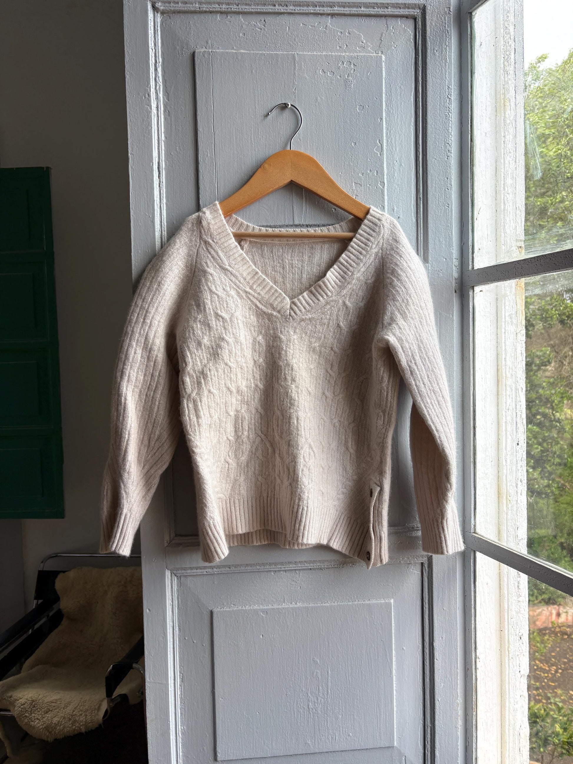 Off-White Cable Knit Wool Jumper for Girls — additional view 11