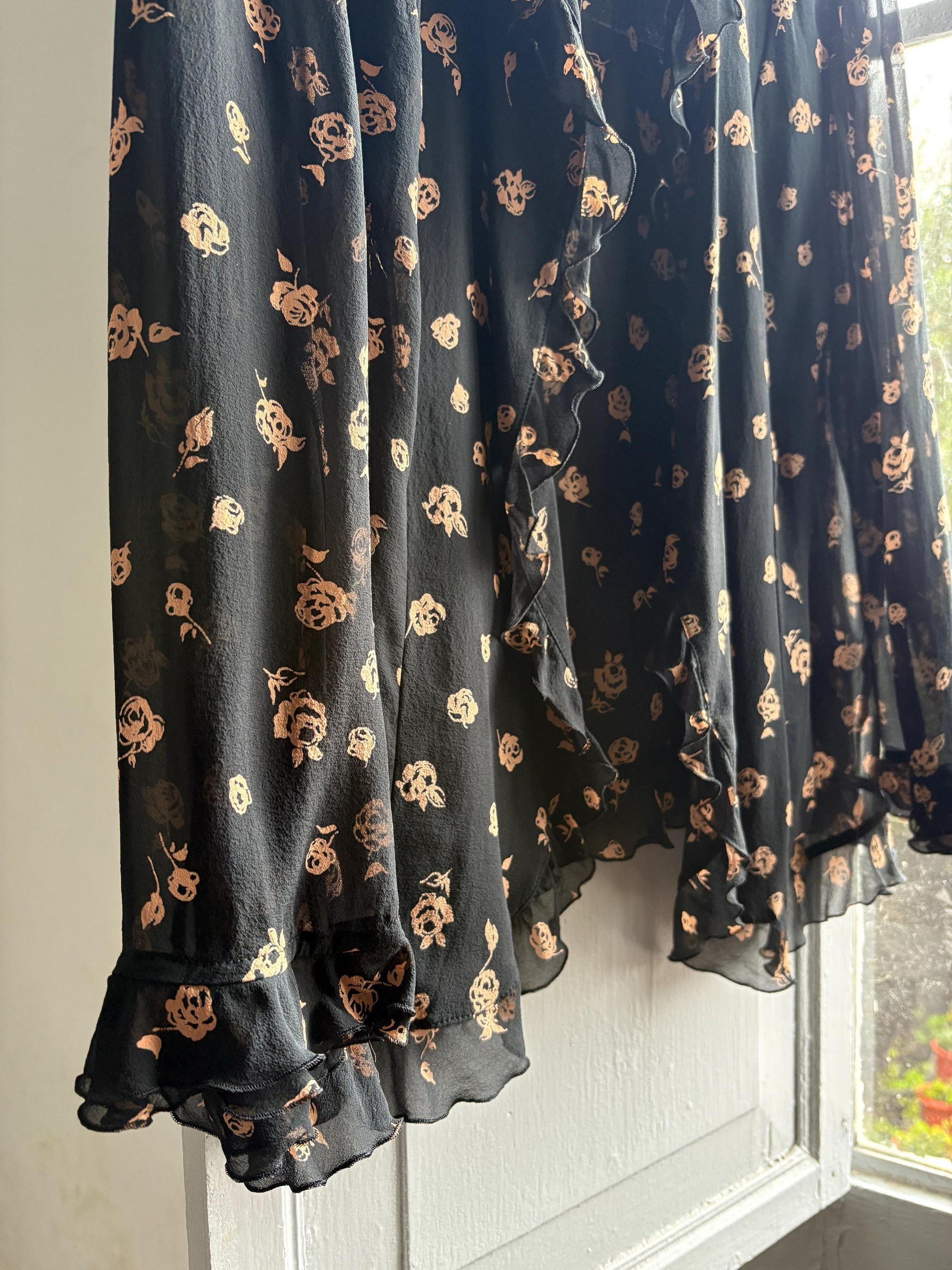 Vintage Silk Floral Ruffle Blouse — additional view 17