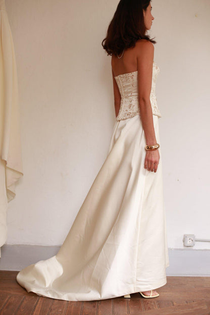 Pronovias White Floral Embroidered Wedding Gown — additional view 5