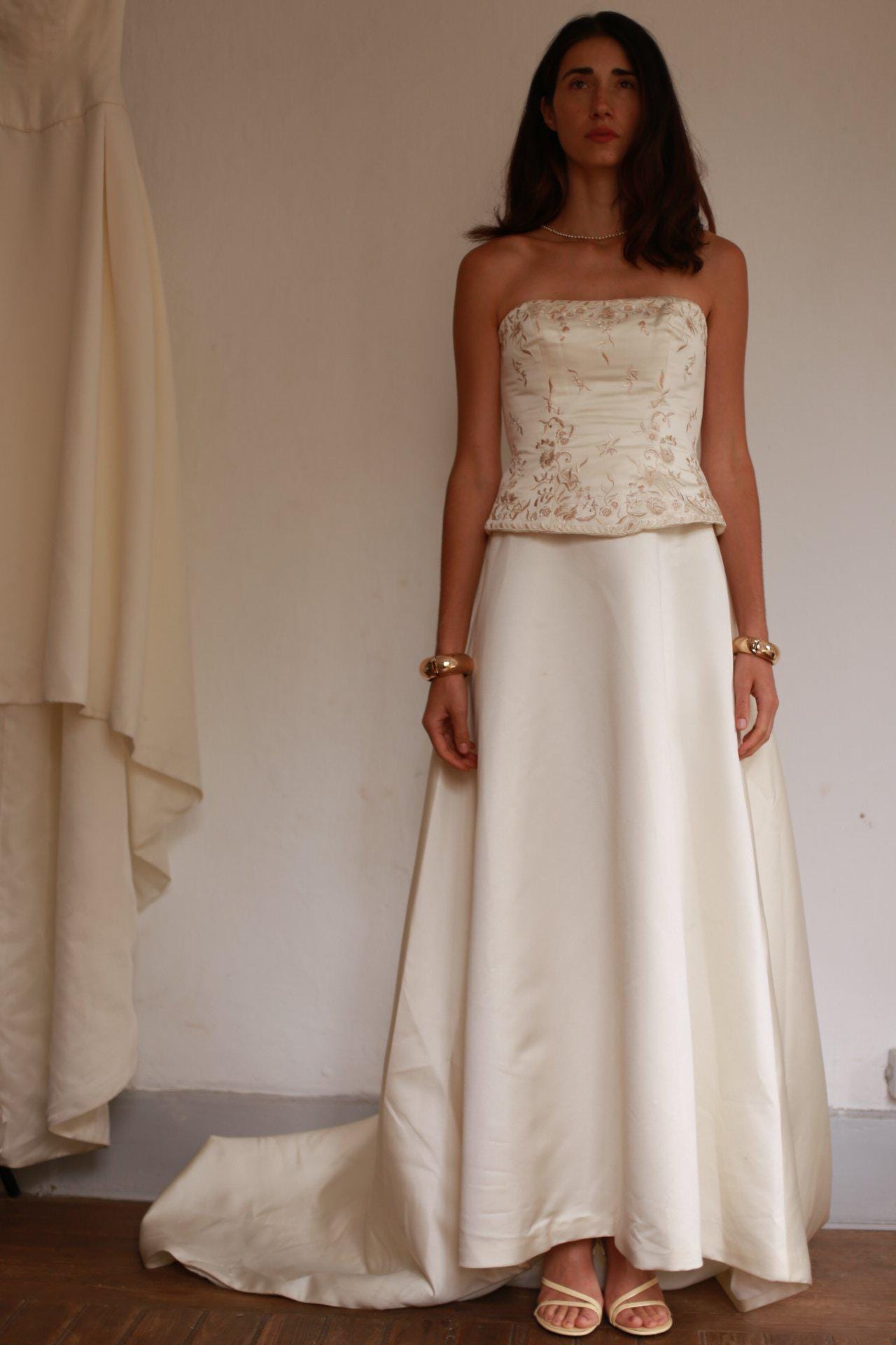 Pronovias White Floral Embroidered Wedding Gown — additional view 9