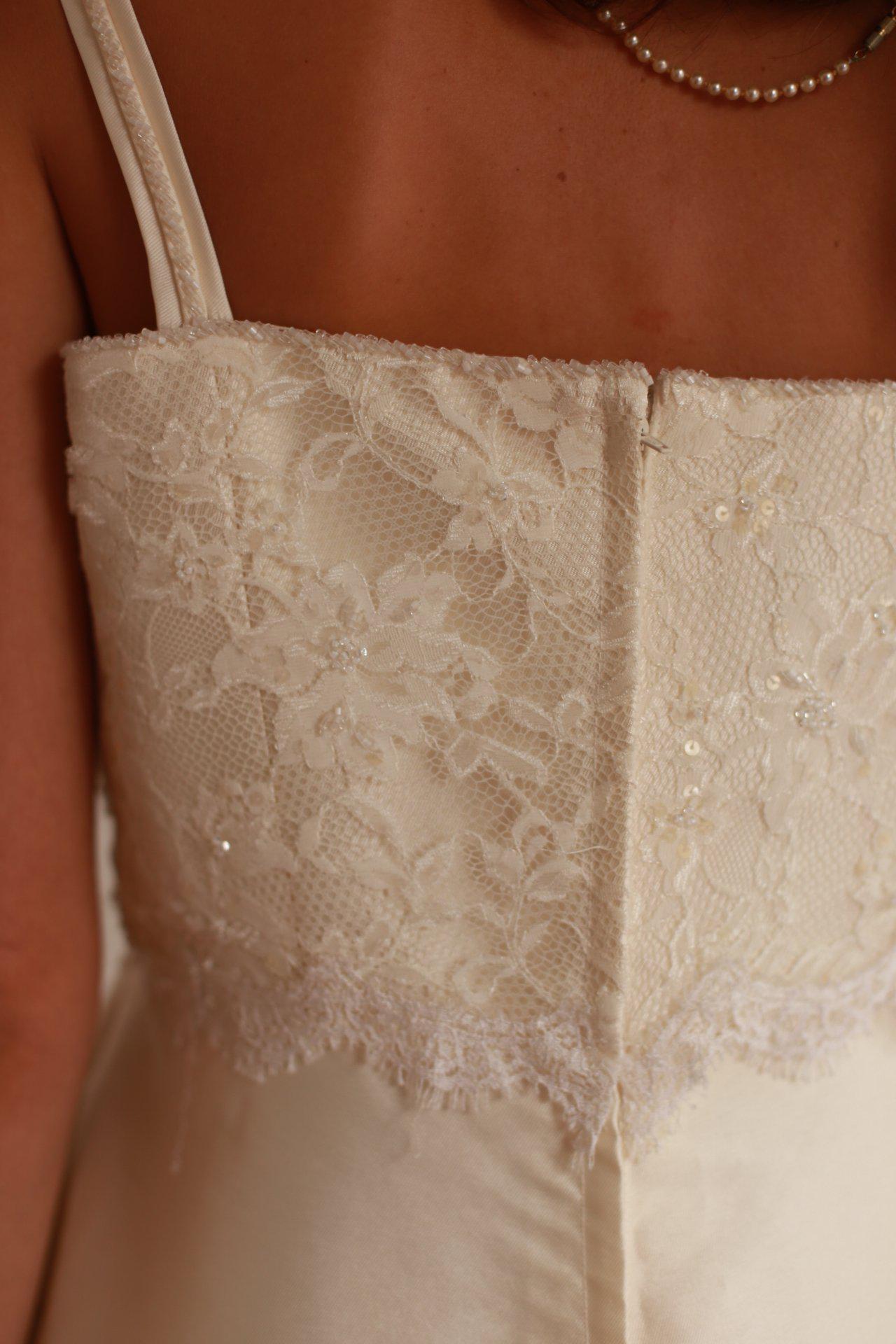 Lace Satin Vintage St. Patrick Wedding Dress — detail