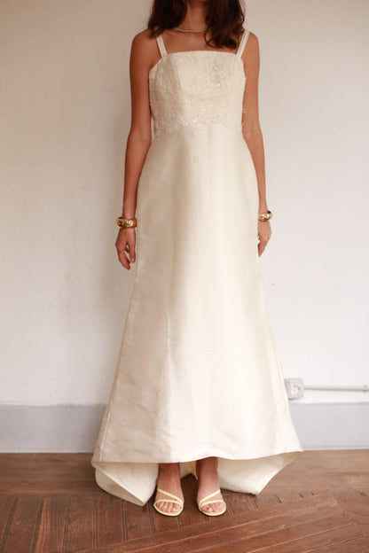 Lace Satin Vintage St. Patrick Wedding Dress — additional view 8