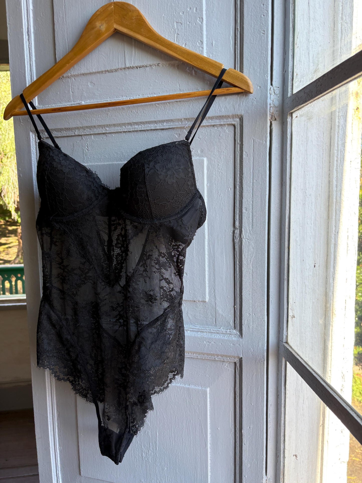Vintage Black Lace Bodysuit with Structured Cups — additional view 5
