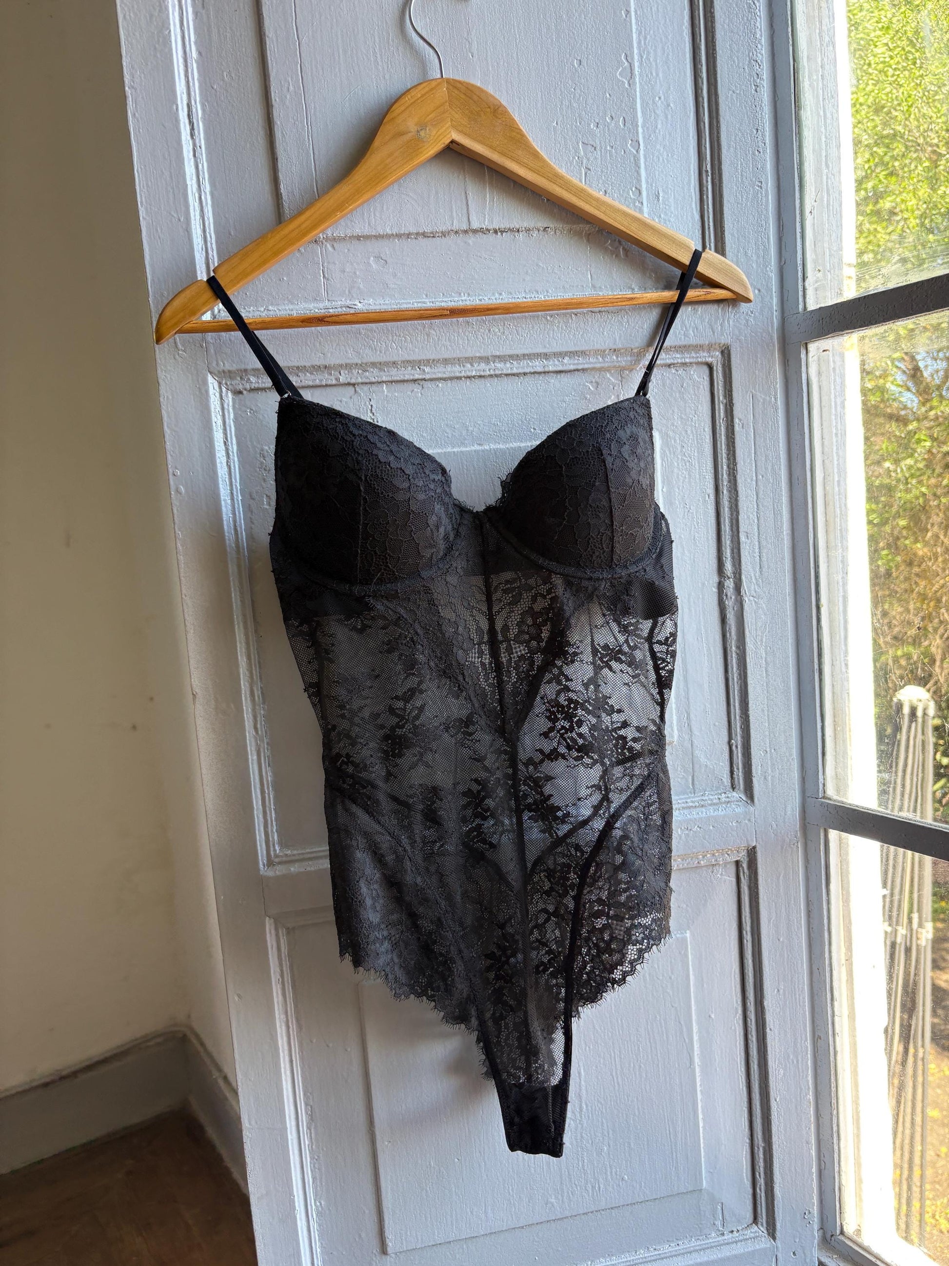 Vintage Black Lace Bodysuit with Structured Cups — additional view 10