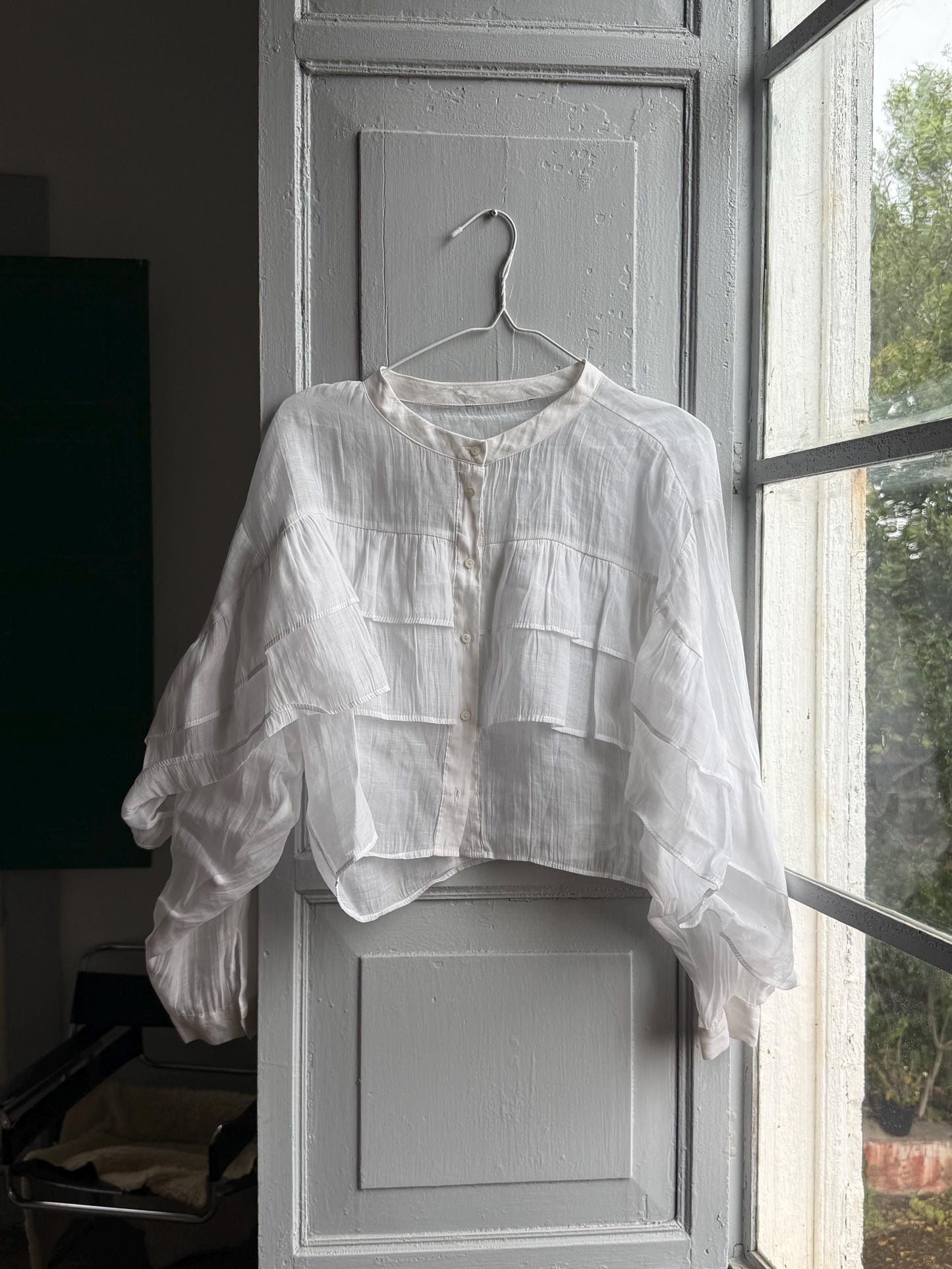 Ruffled Sleeve Cotton Cropped Blouse — additional view 9